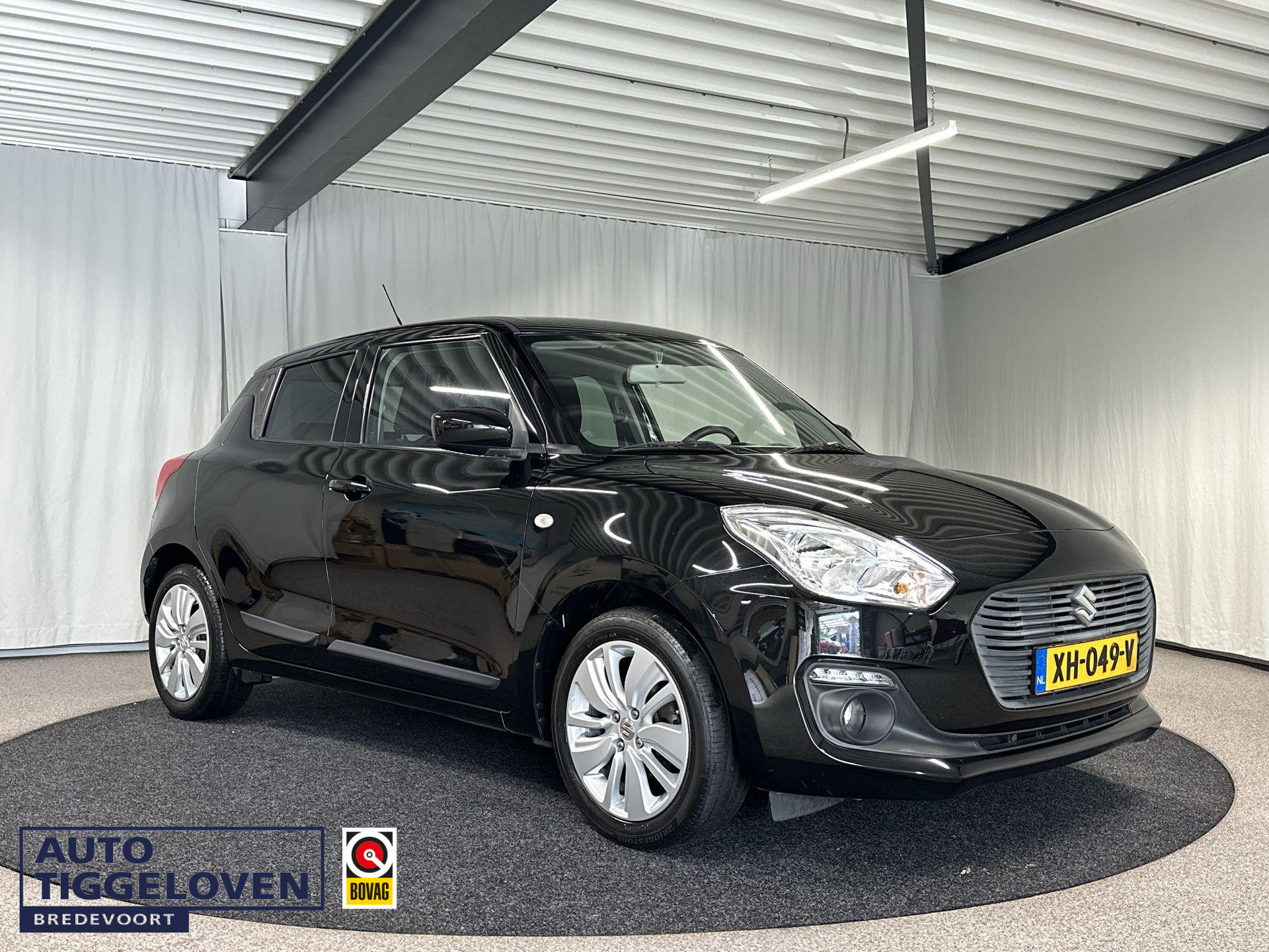 Suzuki Swift 1.2 Select 2019 - voorkant