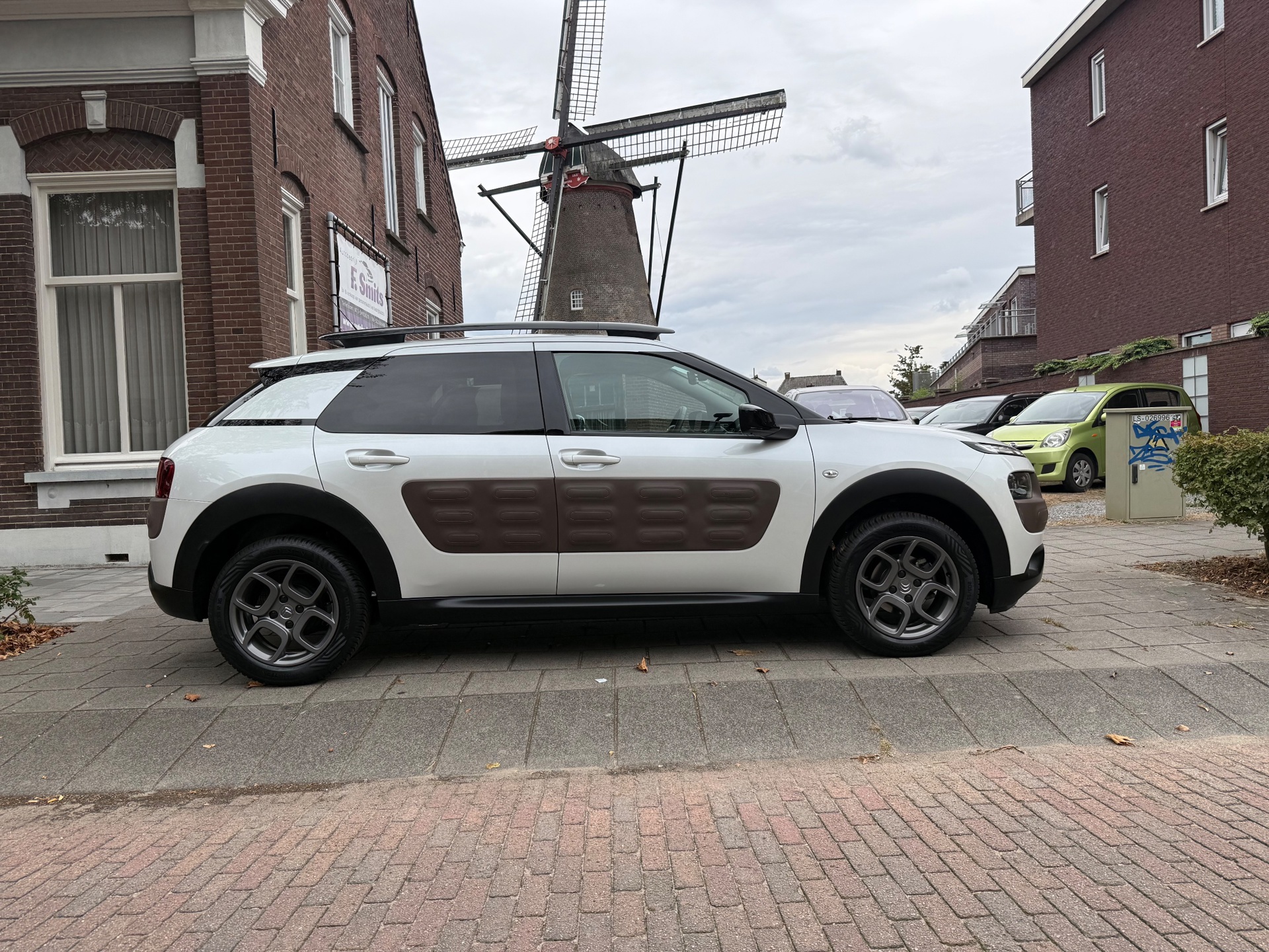 Foto van Citroen C4 Cactus