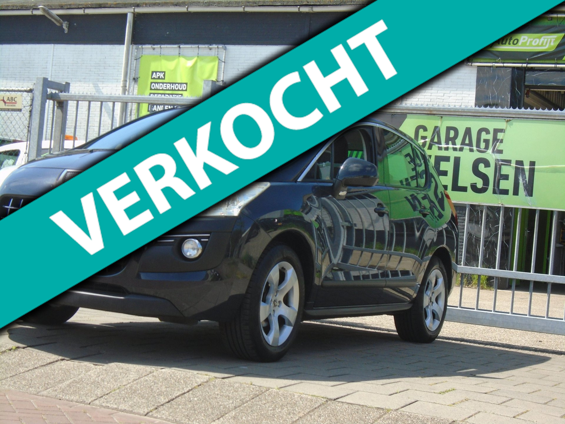Peugeot 3008 1.6 VTi ST 2011 - voorkant