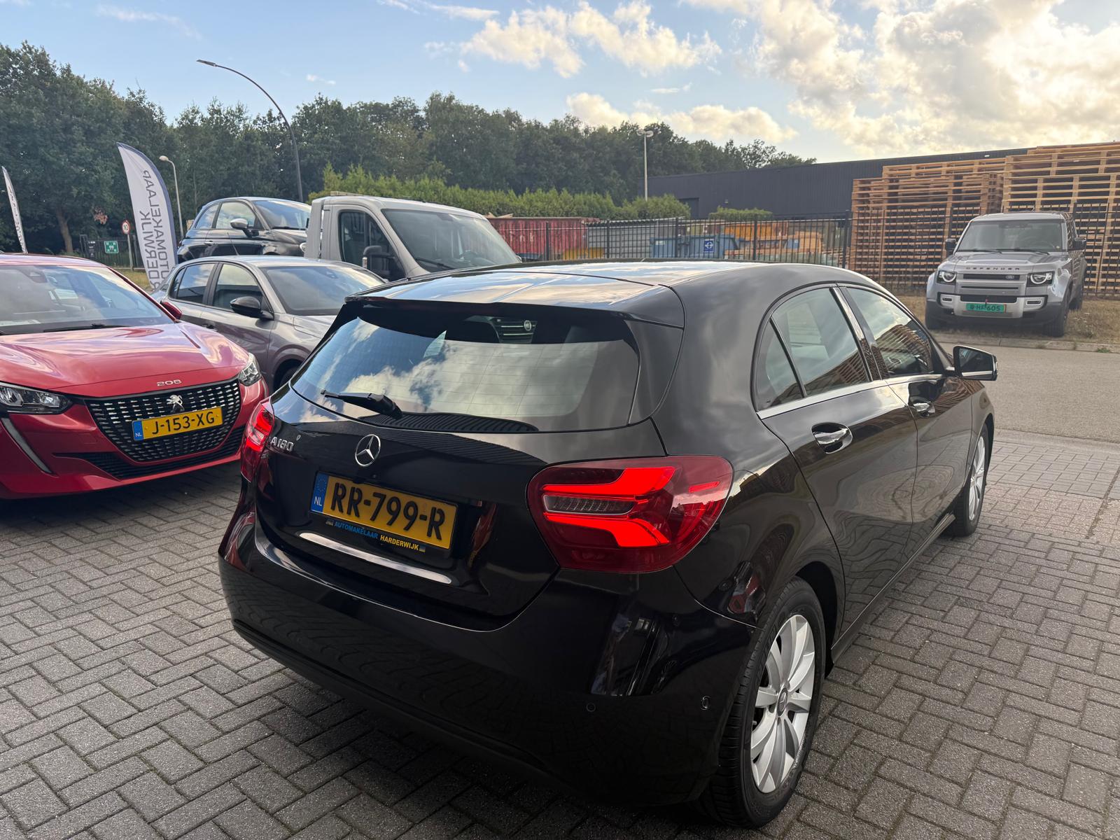 Foto van Mercedes-Benz A 180