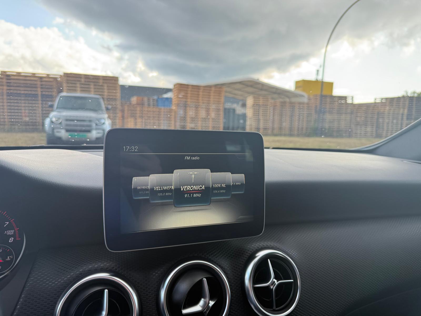 Foto van Mercedes-Benz A 180