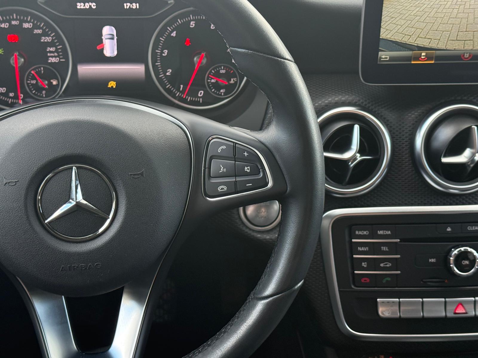 Foto van Mercedes-Benz A 180