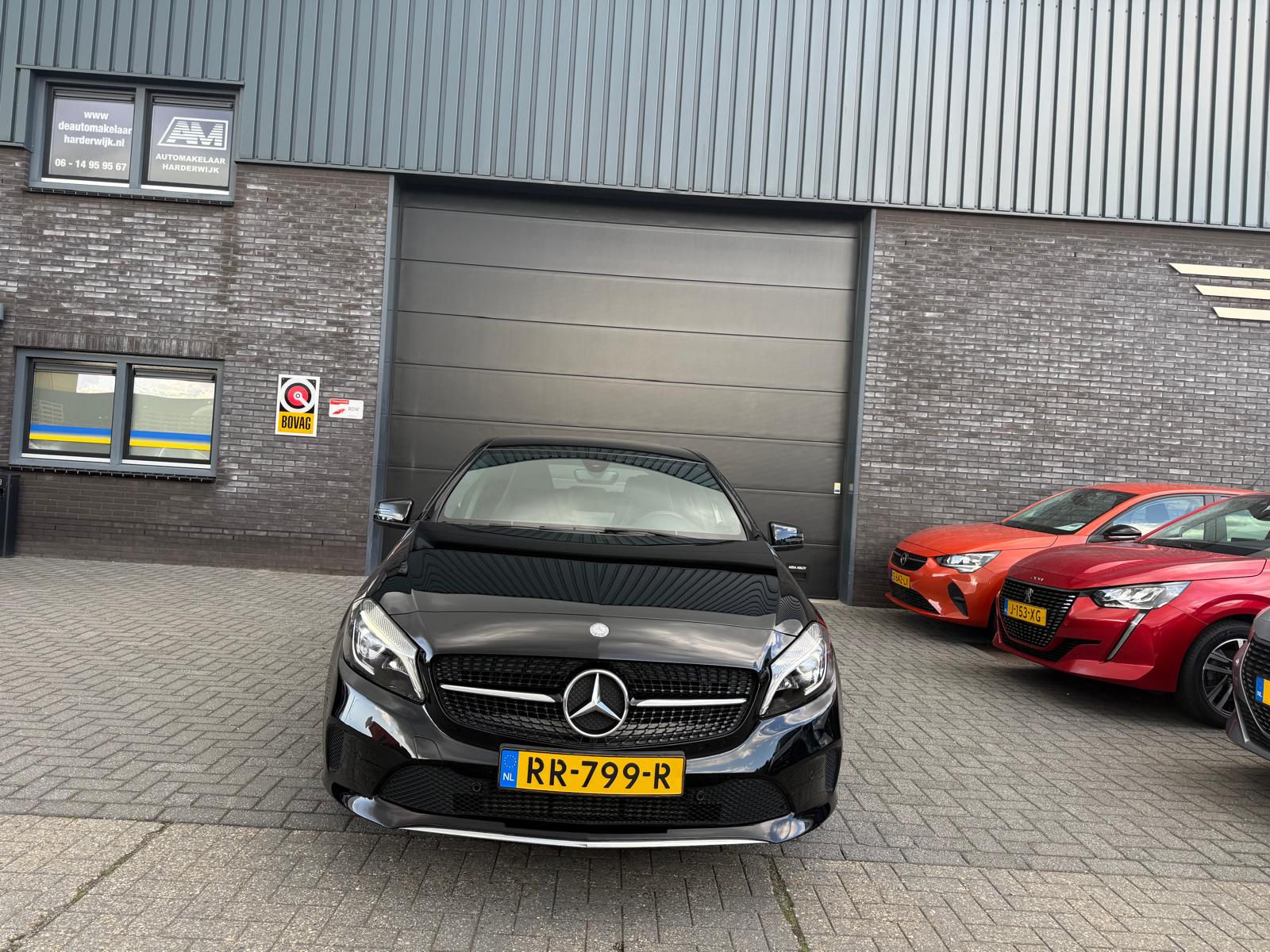Foto van Mercedes-Benz A 180