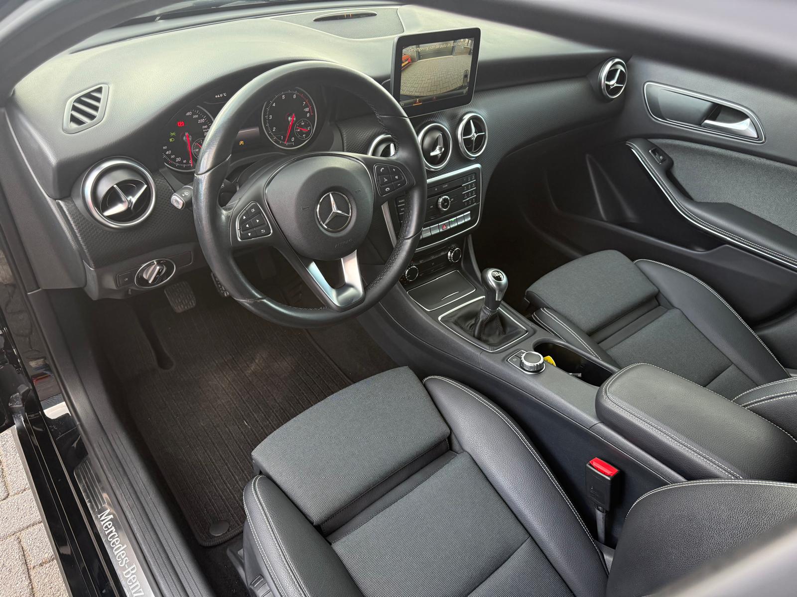 Foto van Mercedes-Benz A 180