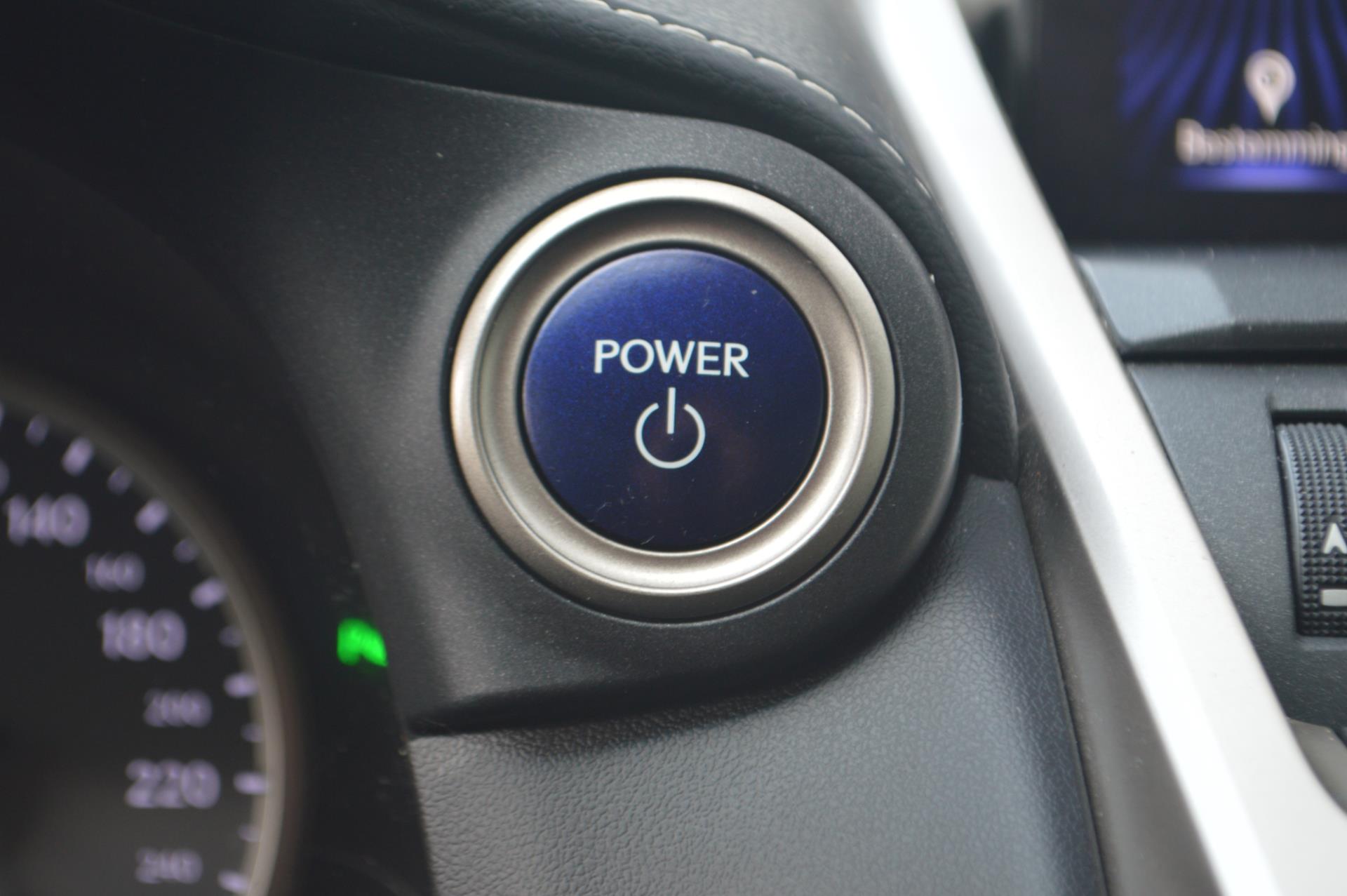 Foto van Lexus Lexus Nx300h