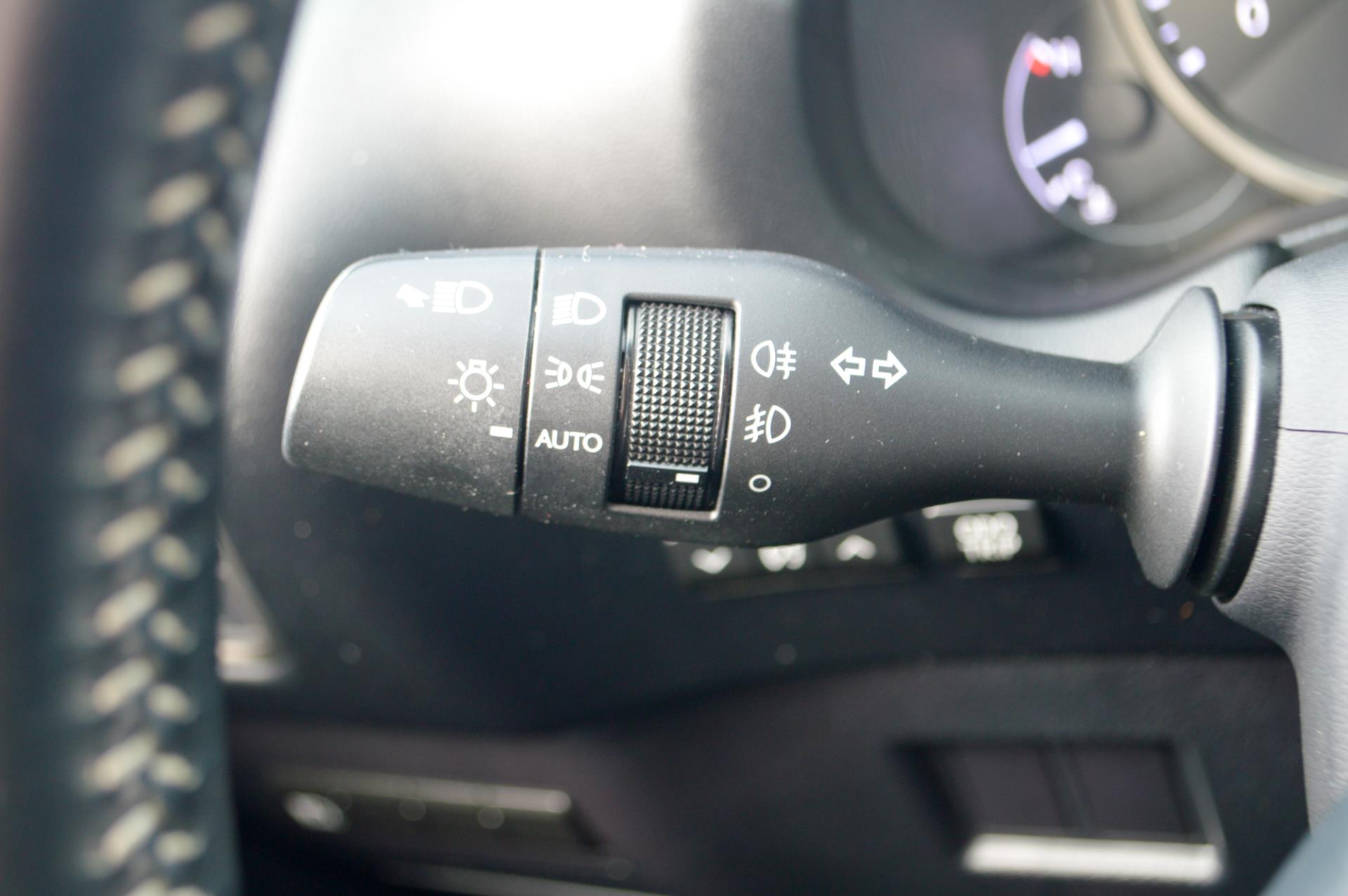 Foto van Lexus Lexus Nx300h
