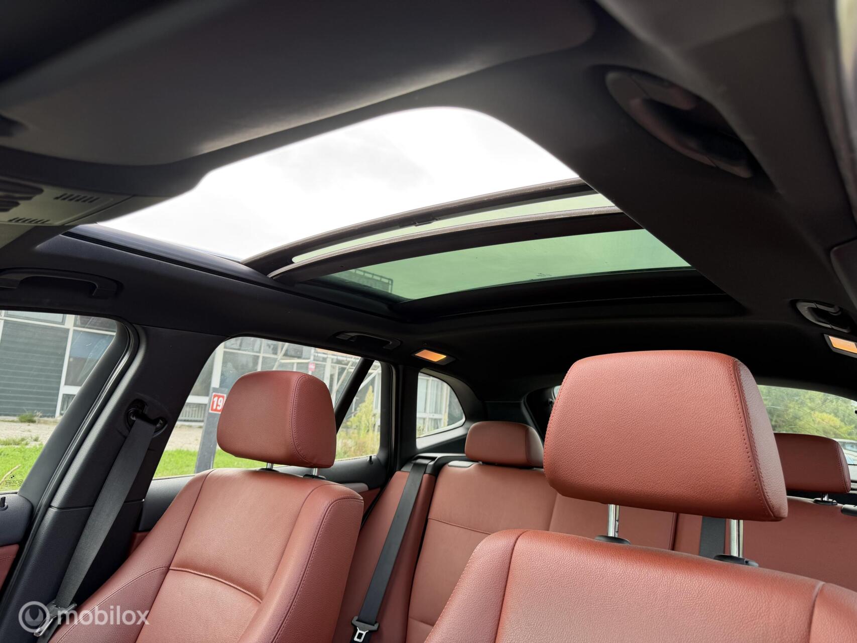 Foto van BMW X1 sDrive 18i
