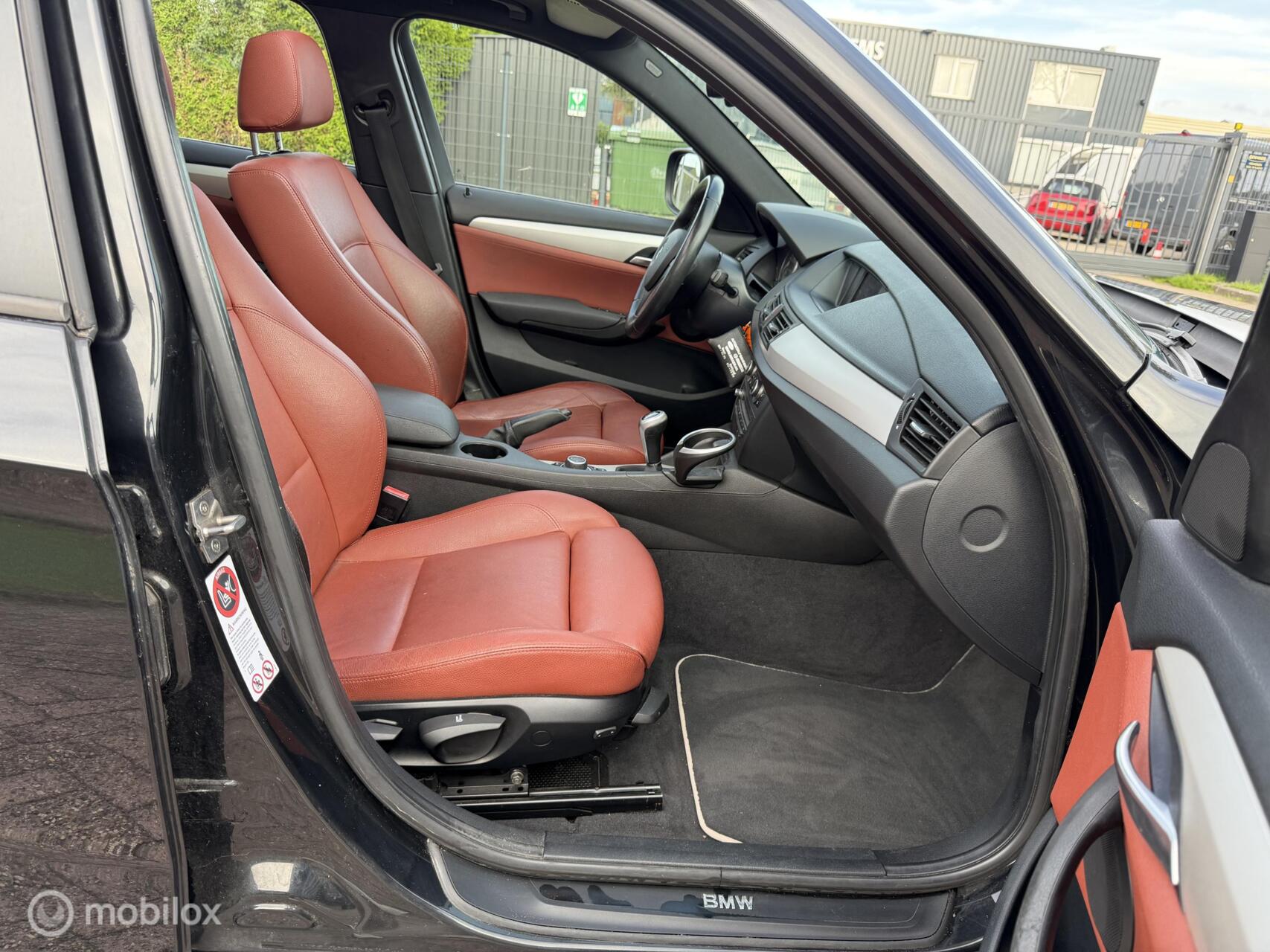 Foto van BMW X1 sDrive 18i