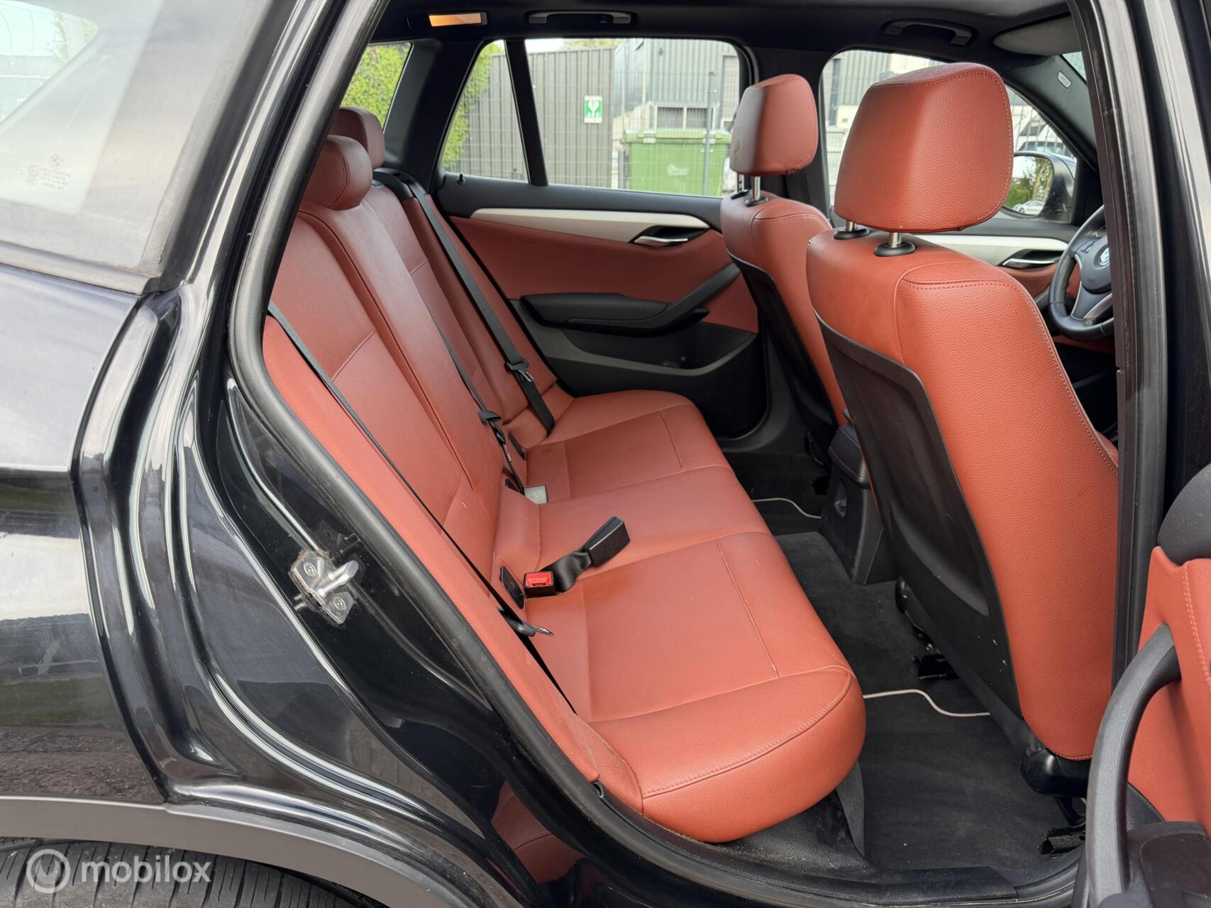 Foto van BMW X1 sDrive 18i