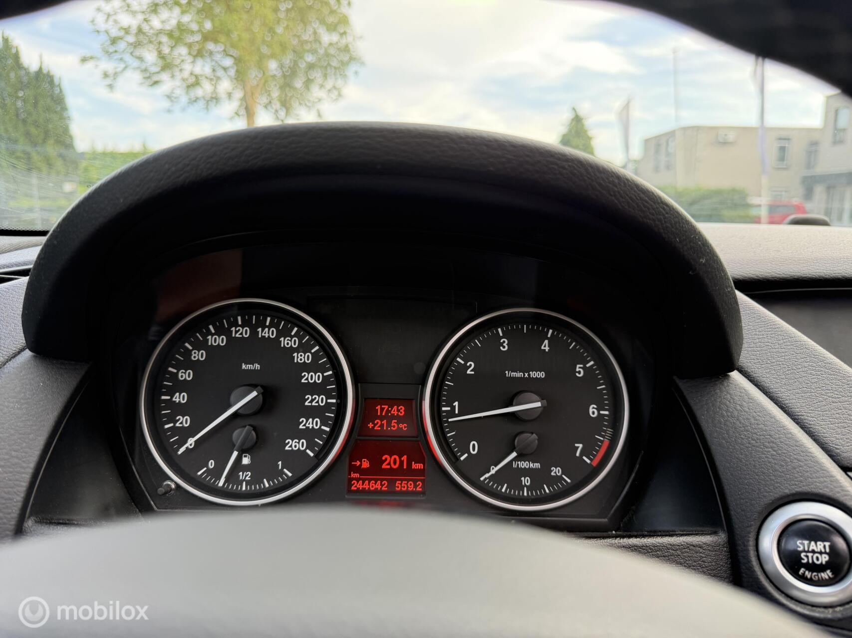 Foto van BMW X1 sDrive 18i