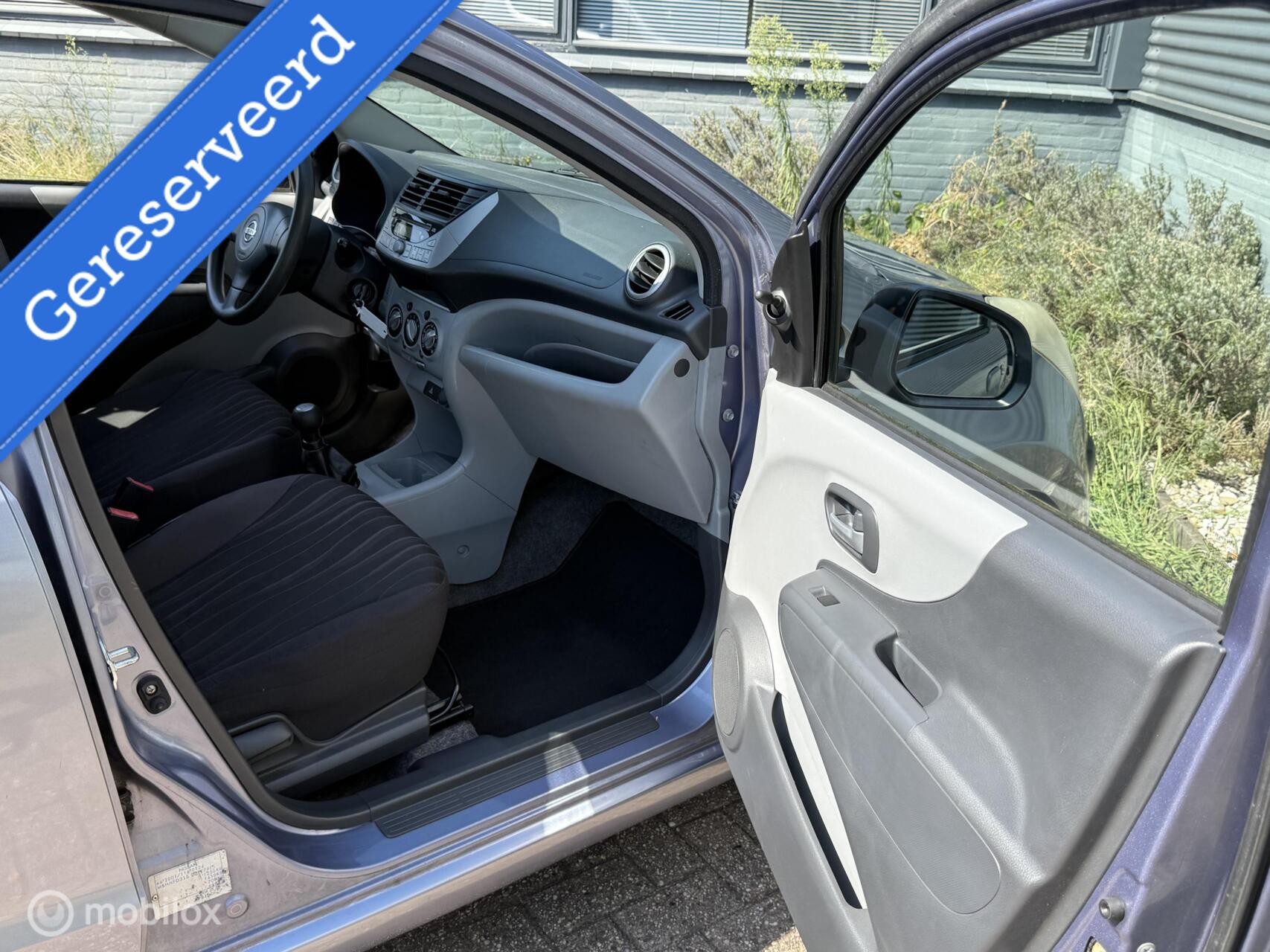 Foto van Nissan Pixo