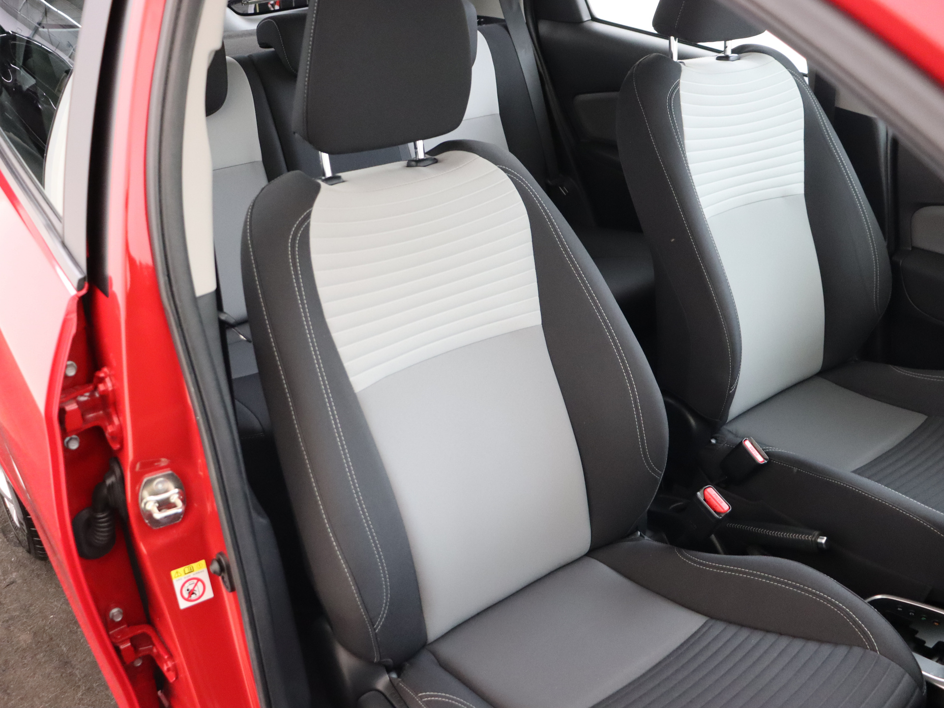 Foto van Toyota Toyota Yaris Hybrid