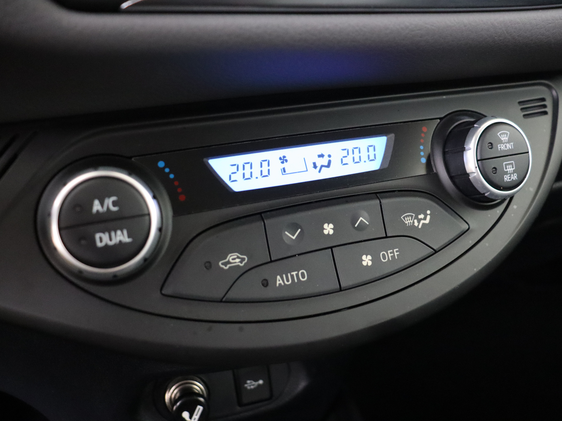 Foto van Toyota Toyota Yaris Hybrid