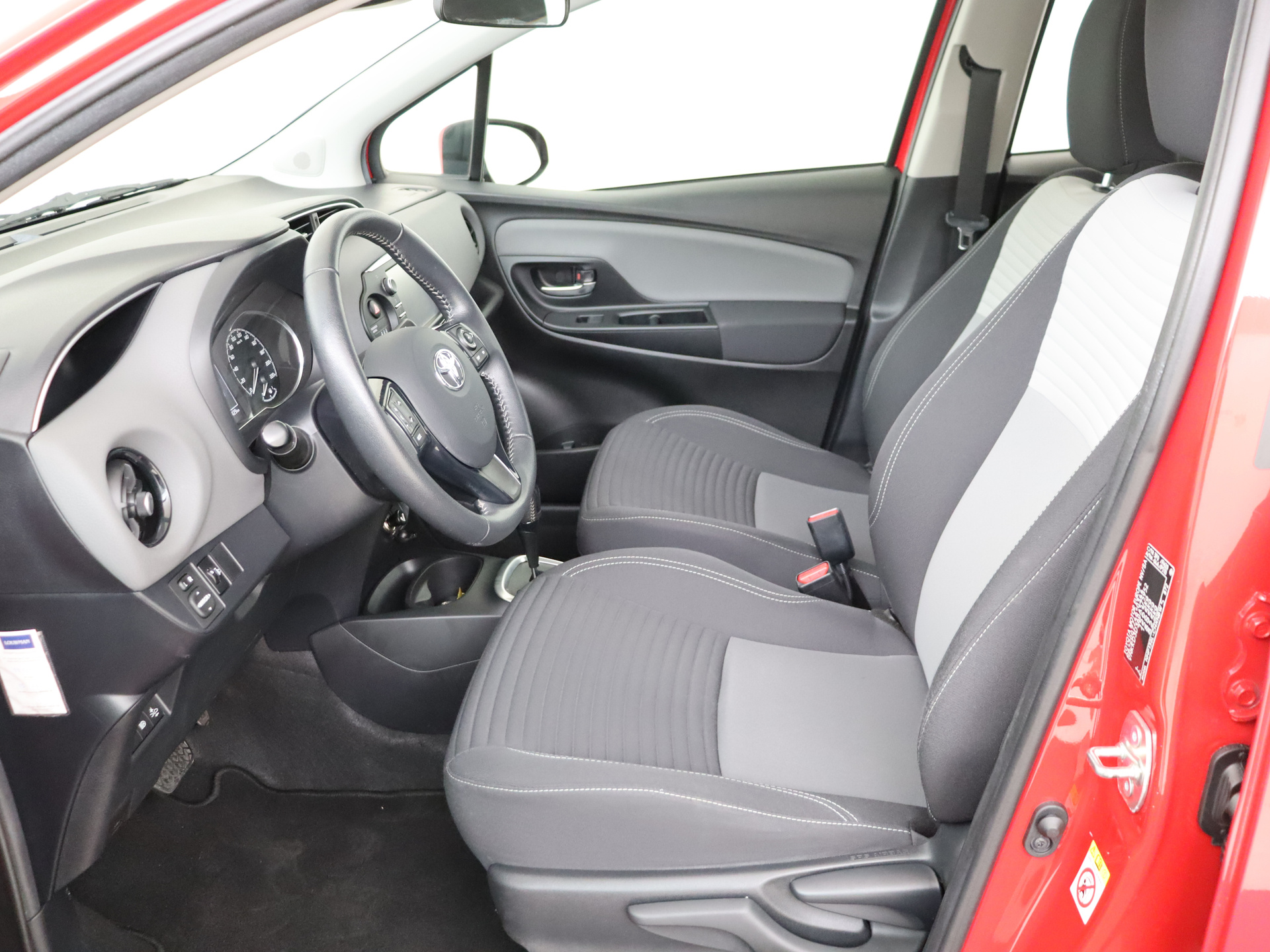 Foto van Toyota Toyota Yaris Hybrid