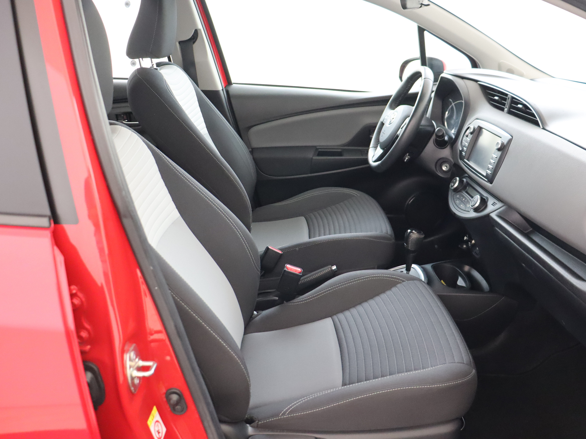 Foto van Toyota Toyota Yaris Hybrid
