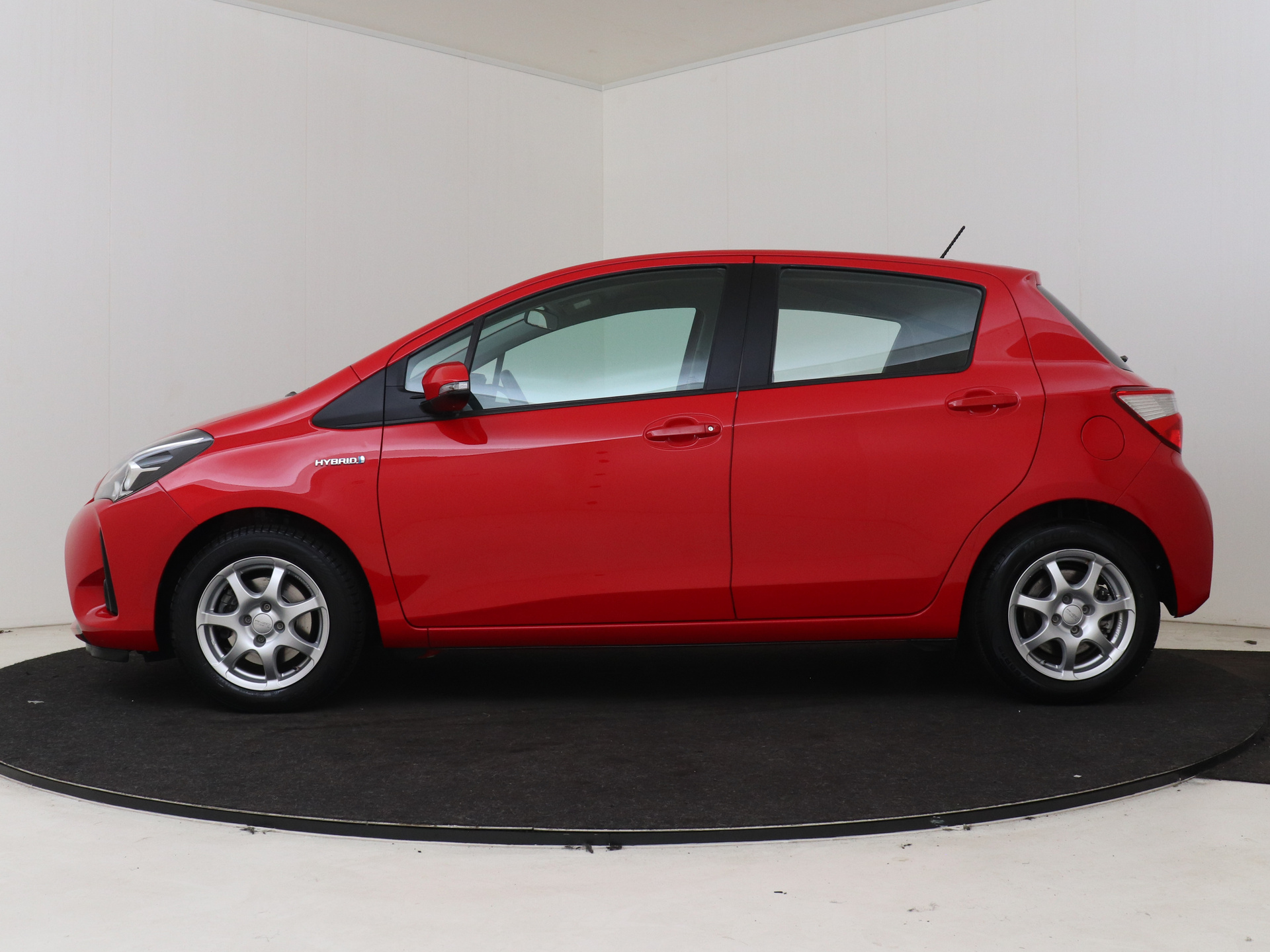 Foto van Toyota Toyota Yaris Hybrid