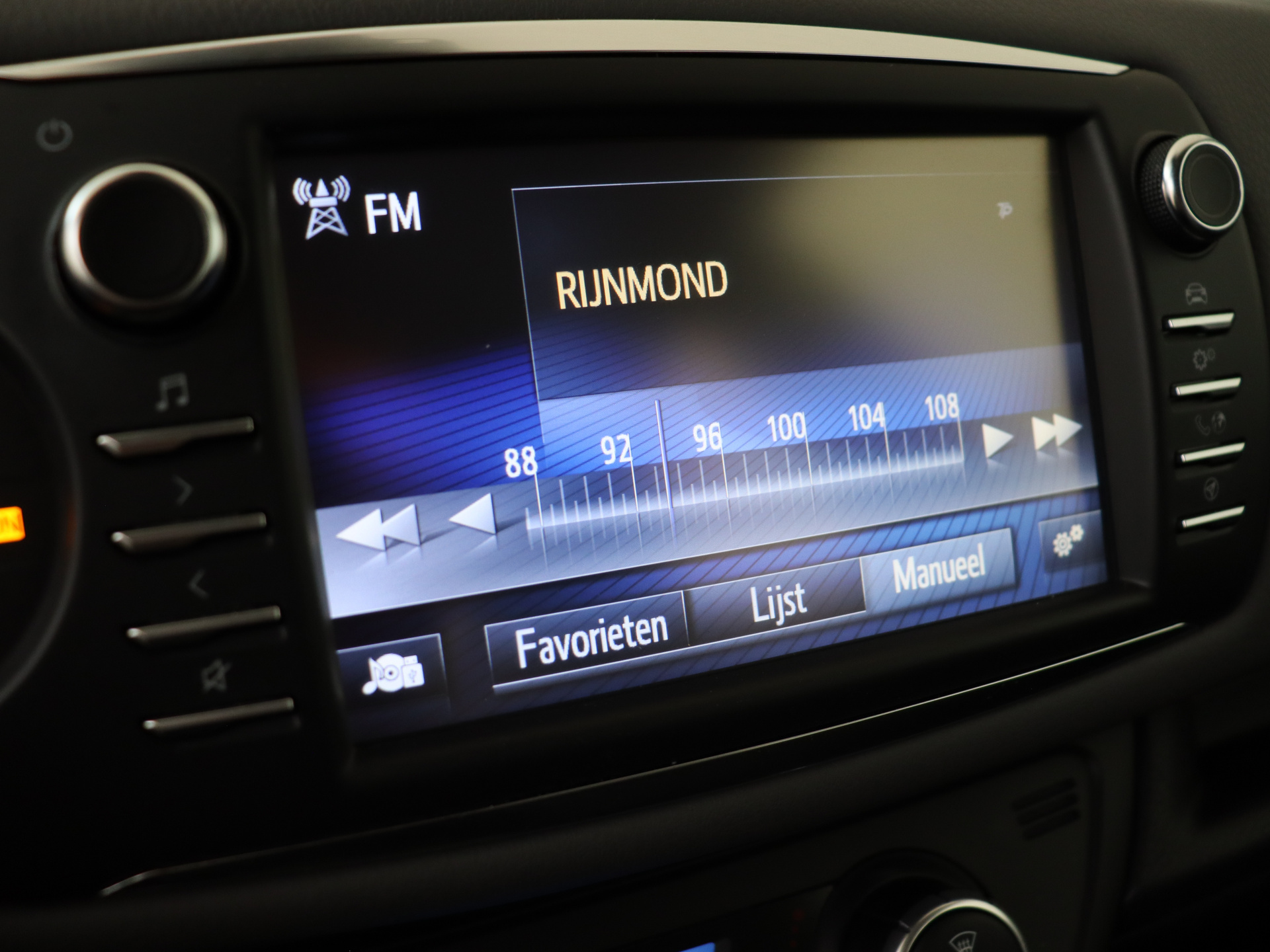 Foto van Toyota Toyota Yaris Hybrid