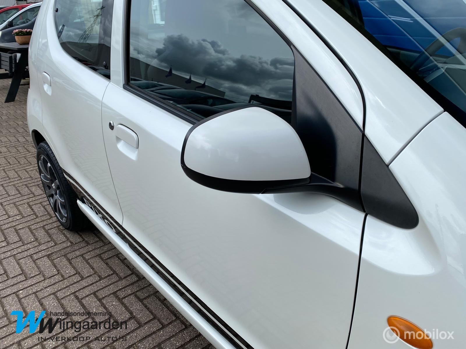 Foto van Nissan Nissan Pixo