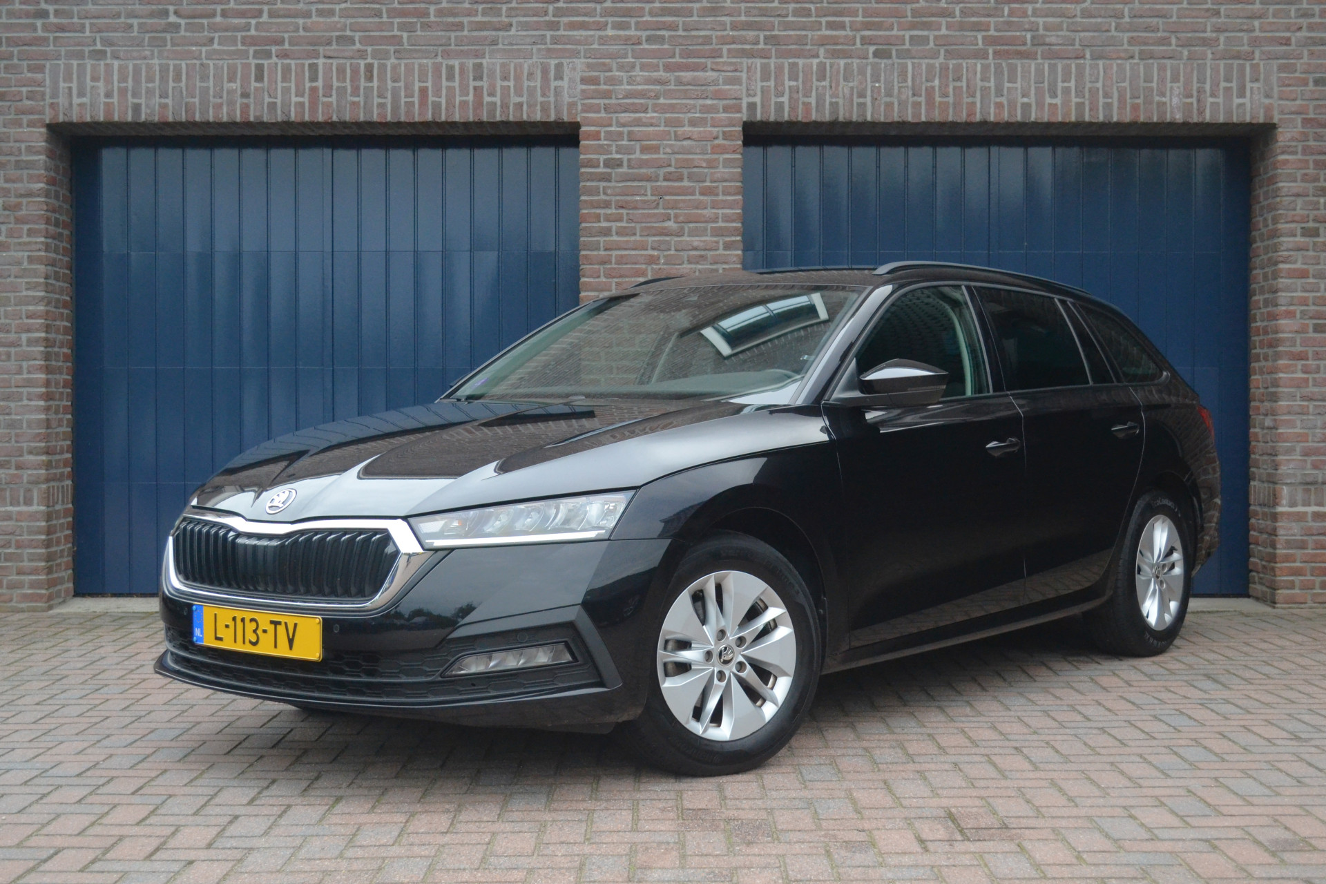 Skoda Octavia 1.0 TSI Business Edition 2021 - voorkant
