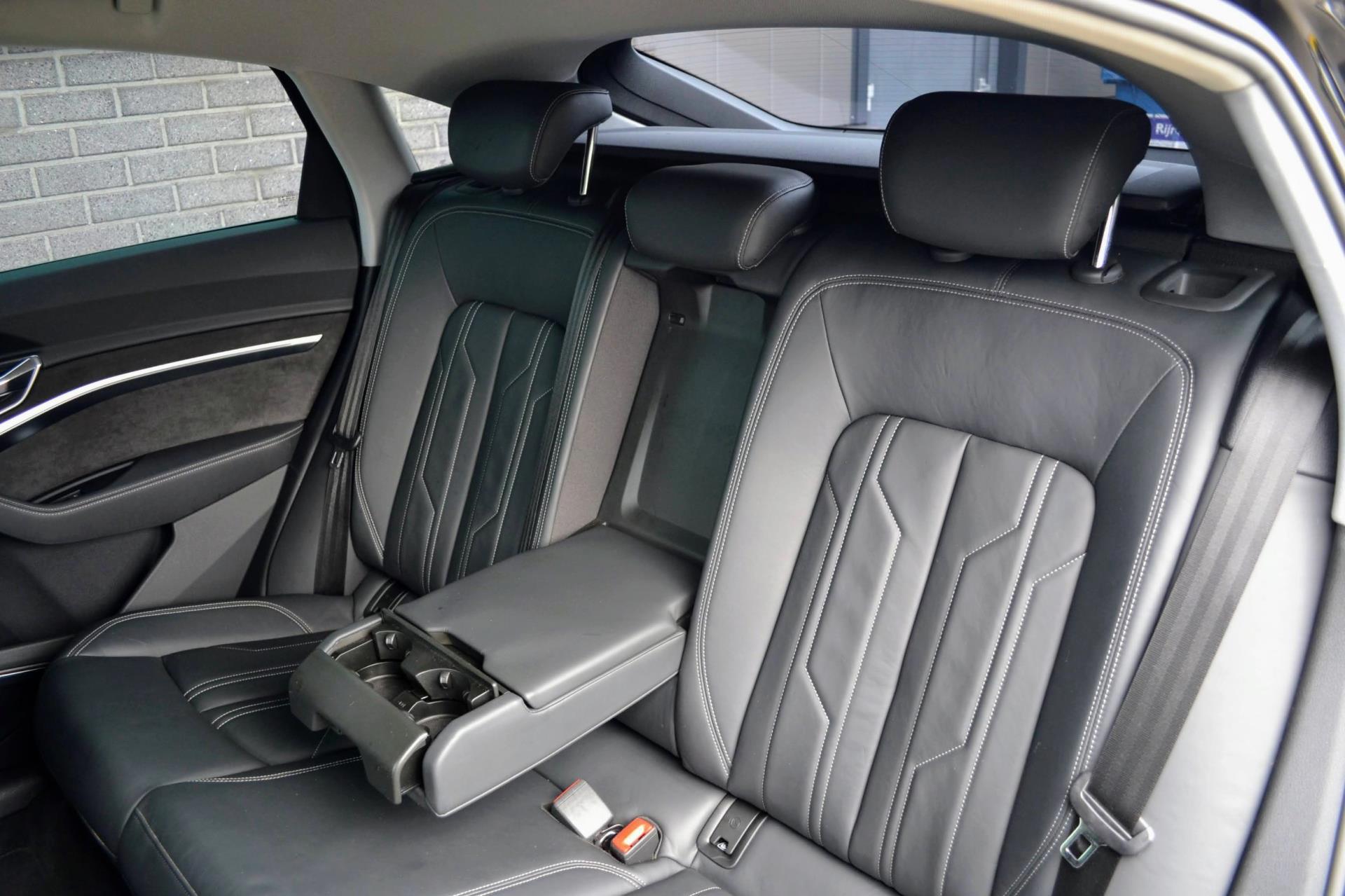 Foto van Audi E-tron Sportback 50