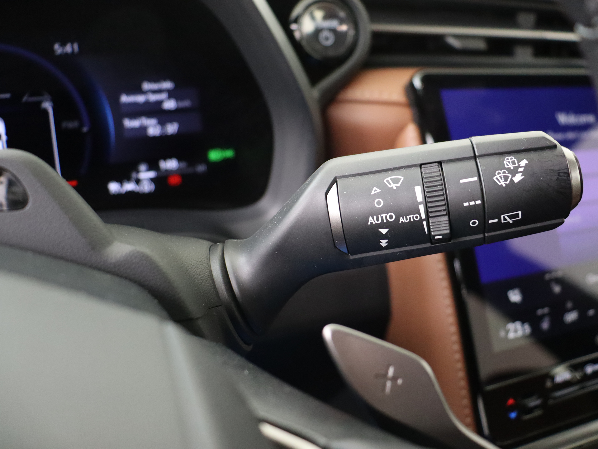 Foto van Lexus Lexus LBX