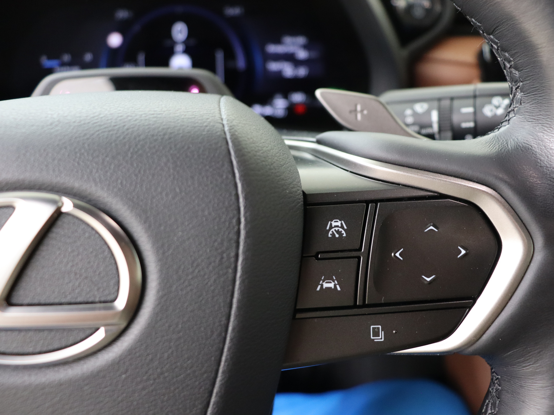 Foto van Lexus Lexus LBX