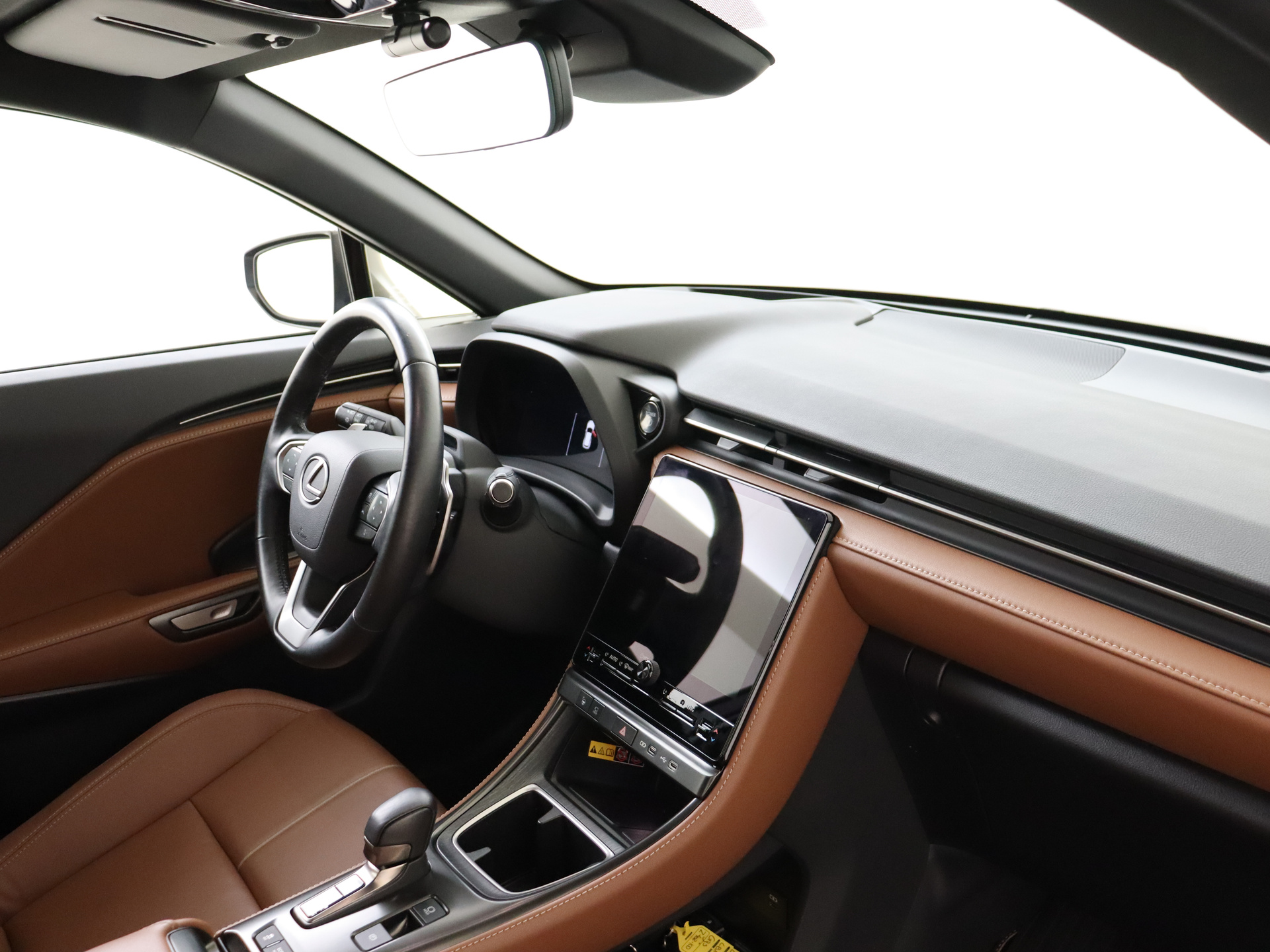 Foto van Lexus Lexus LBX
