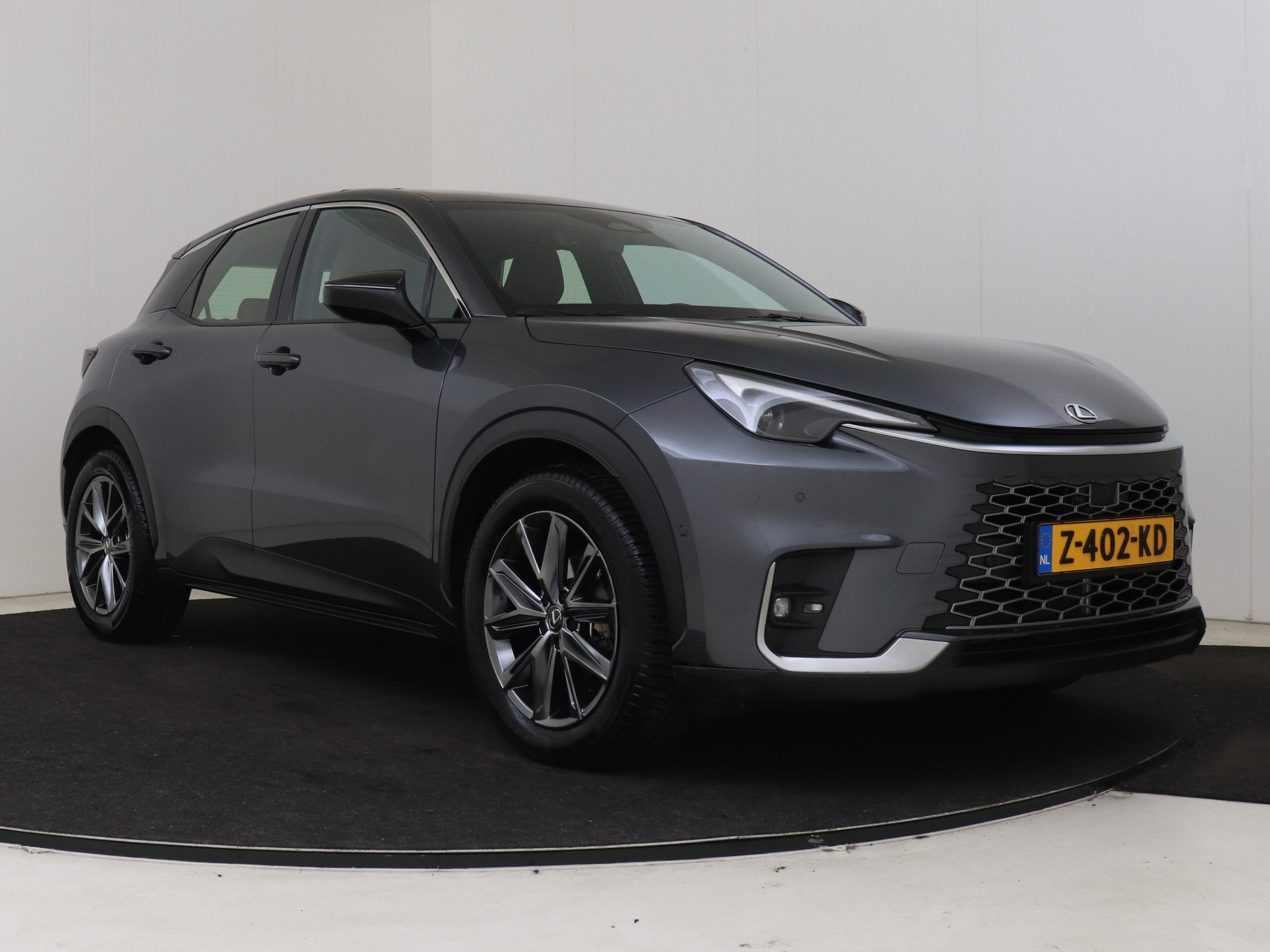 Foto van Lexus Lexus LBX