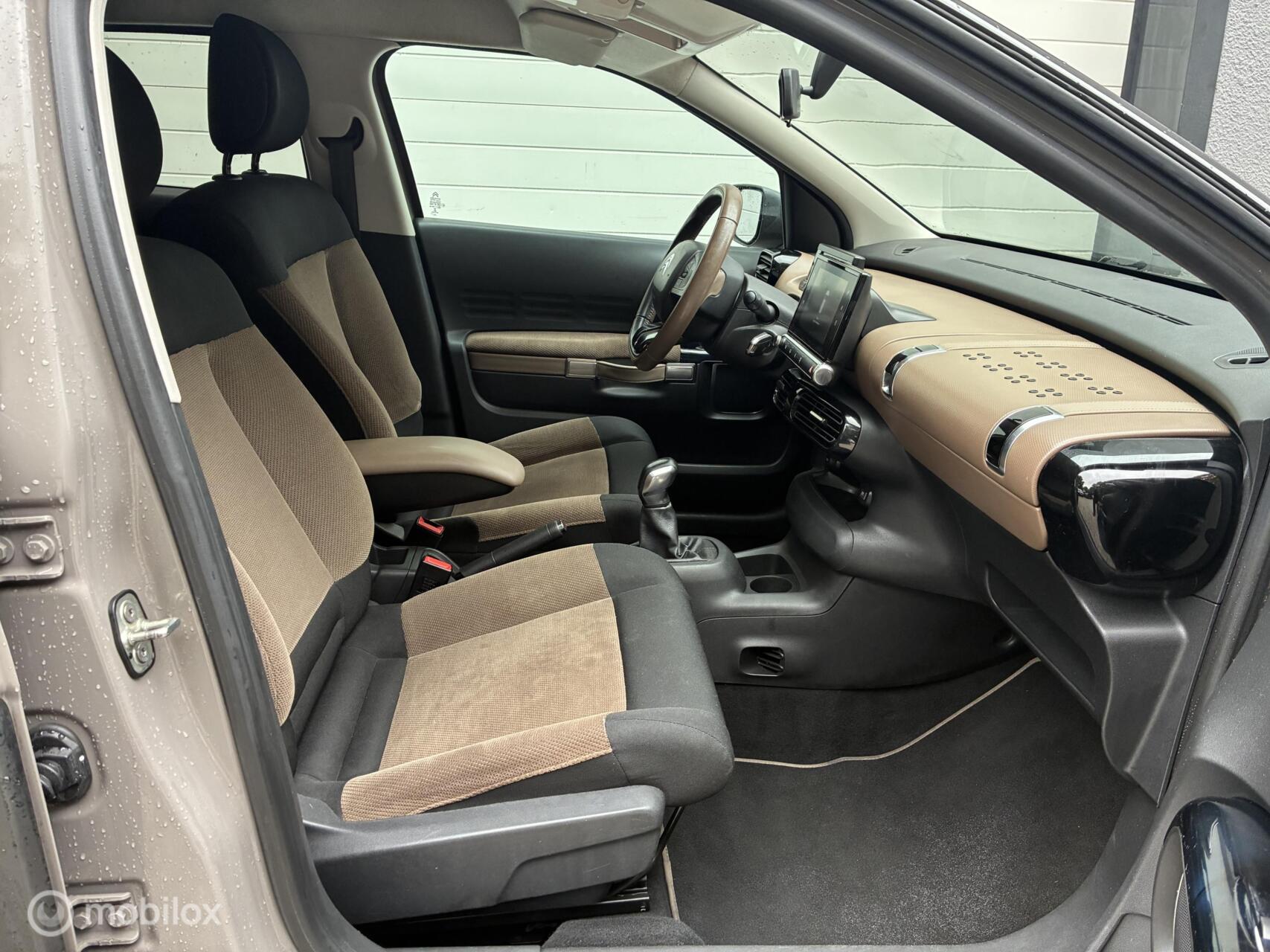 Foto van Citroen C4 Cactus