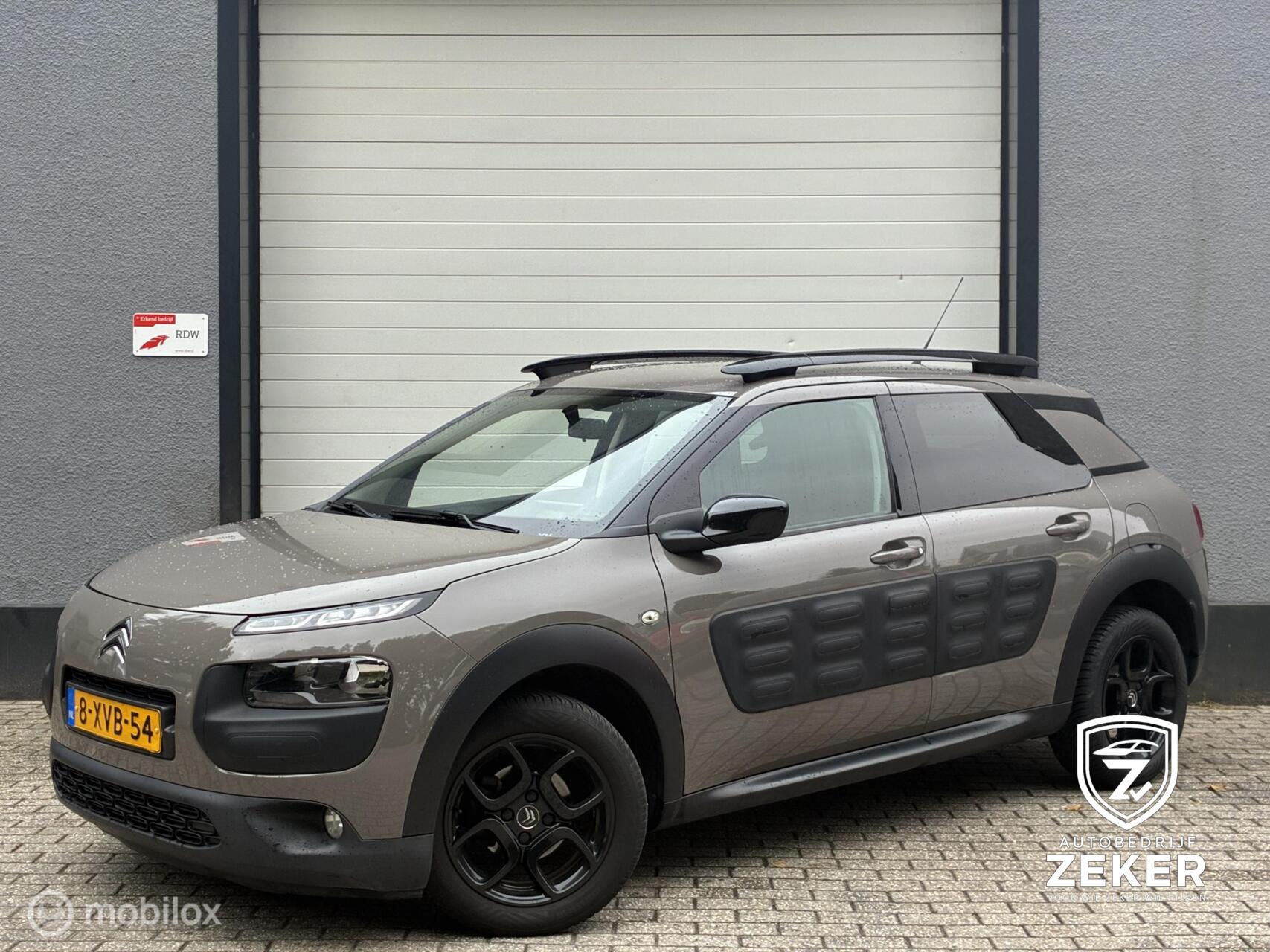 Citroen C4 Cactus 1.2 VTi Feel, Nieuwe apk 2014 - voorkant