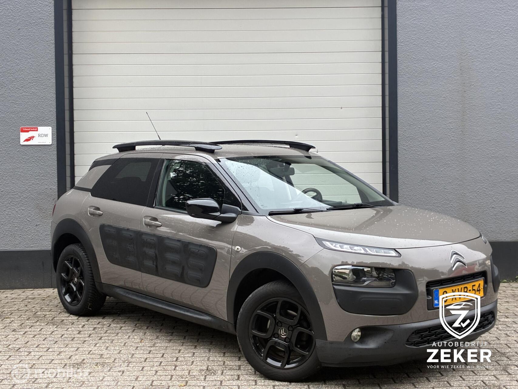 Foto van Citroen C4 Cactus