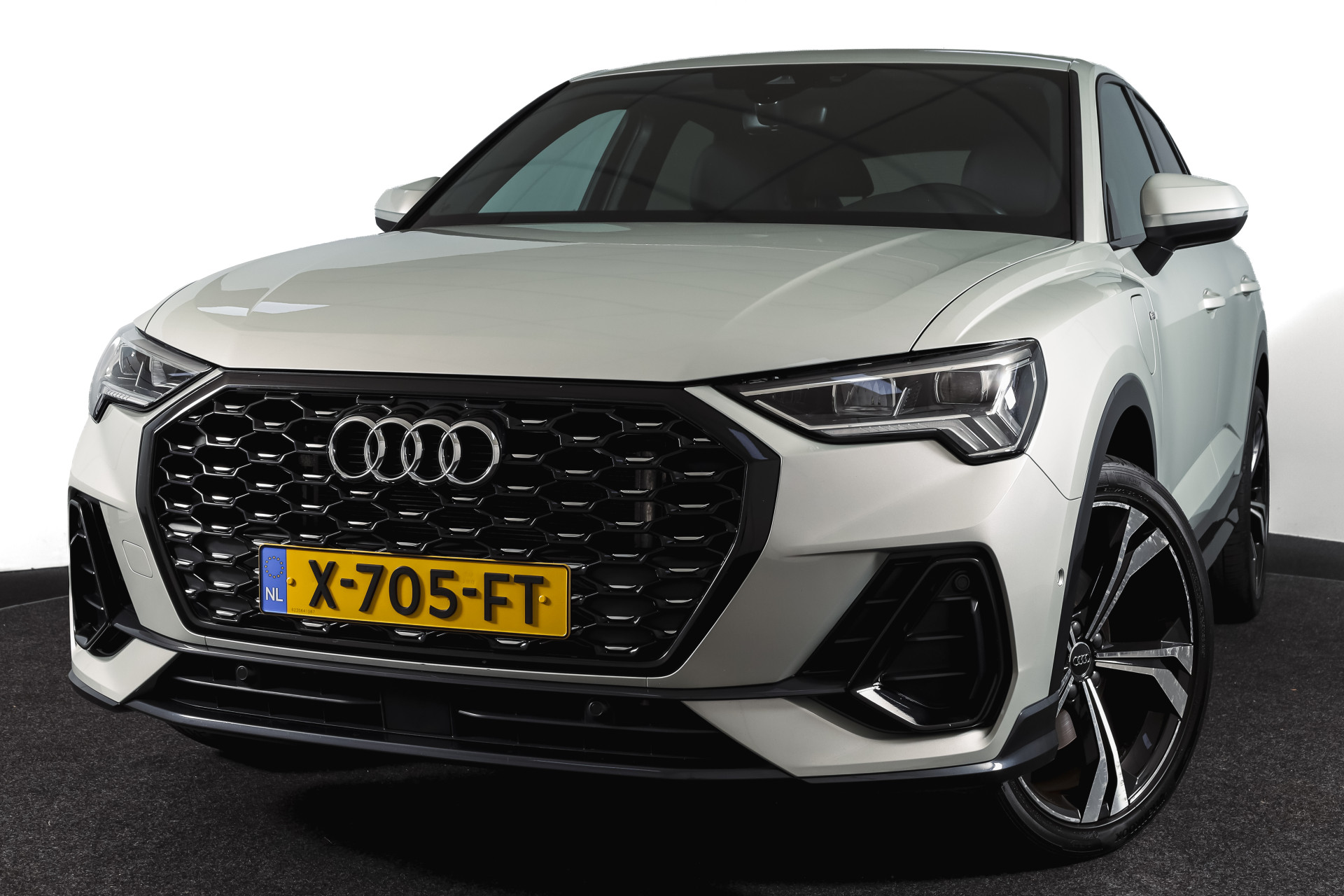 Foto van Audi Q3 Sportback E-tron