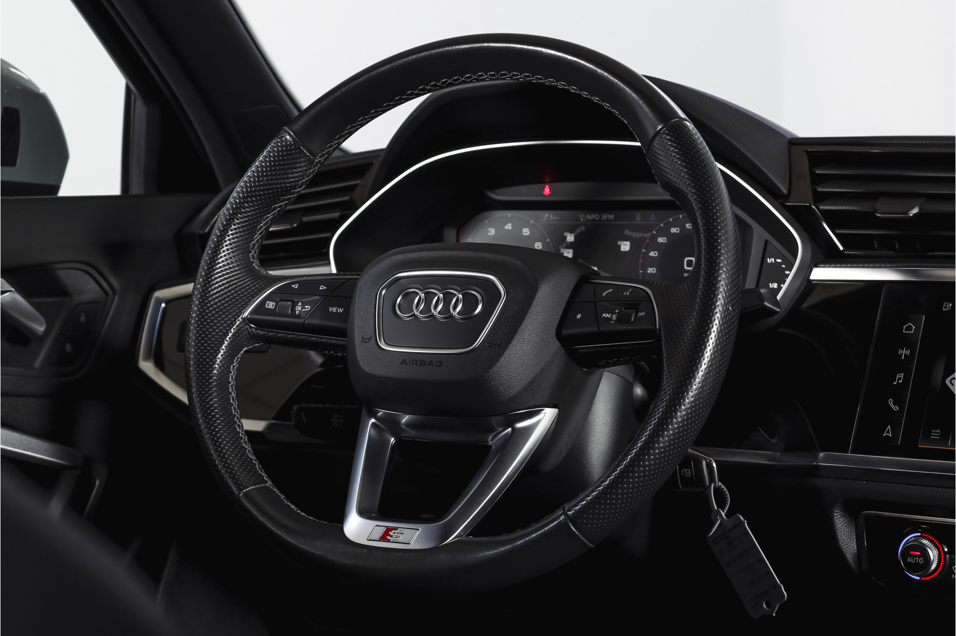 Foto van Audi Q3 Sportback E-tron