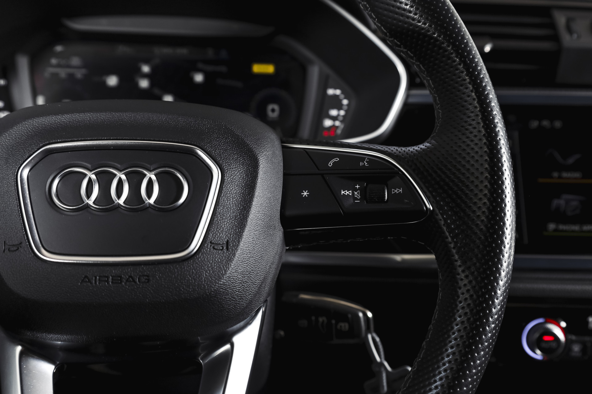 Foto van Audi Q3 Sportback E-tron