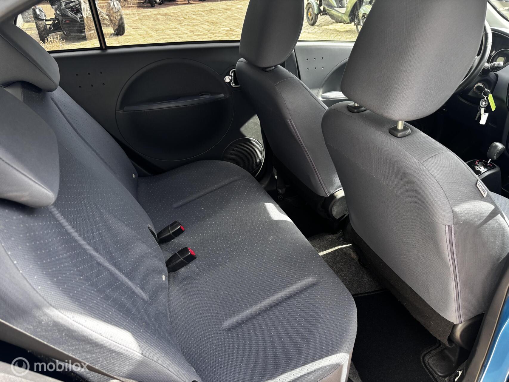 Foto van Peugeot Ion