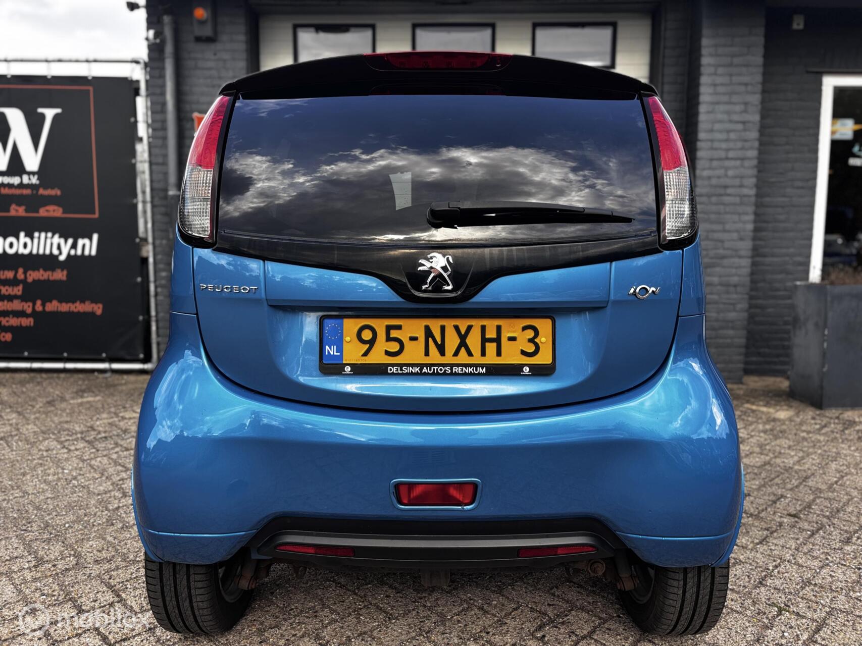 Foto van Peugeot Ion