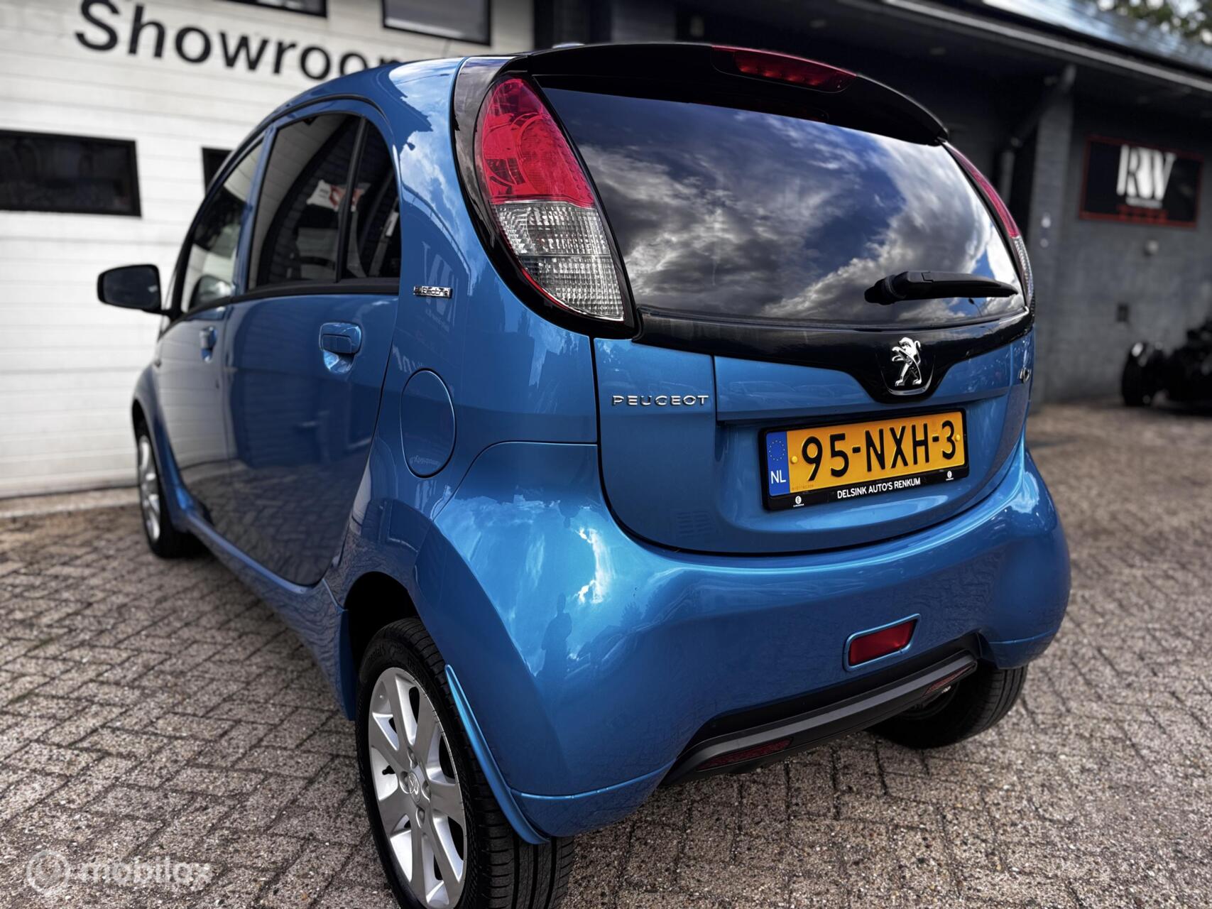 Foto van Peugeot Ion