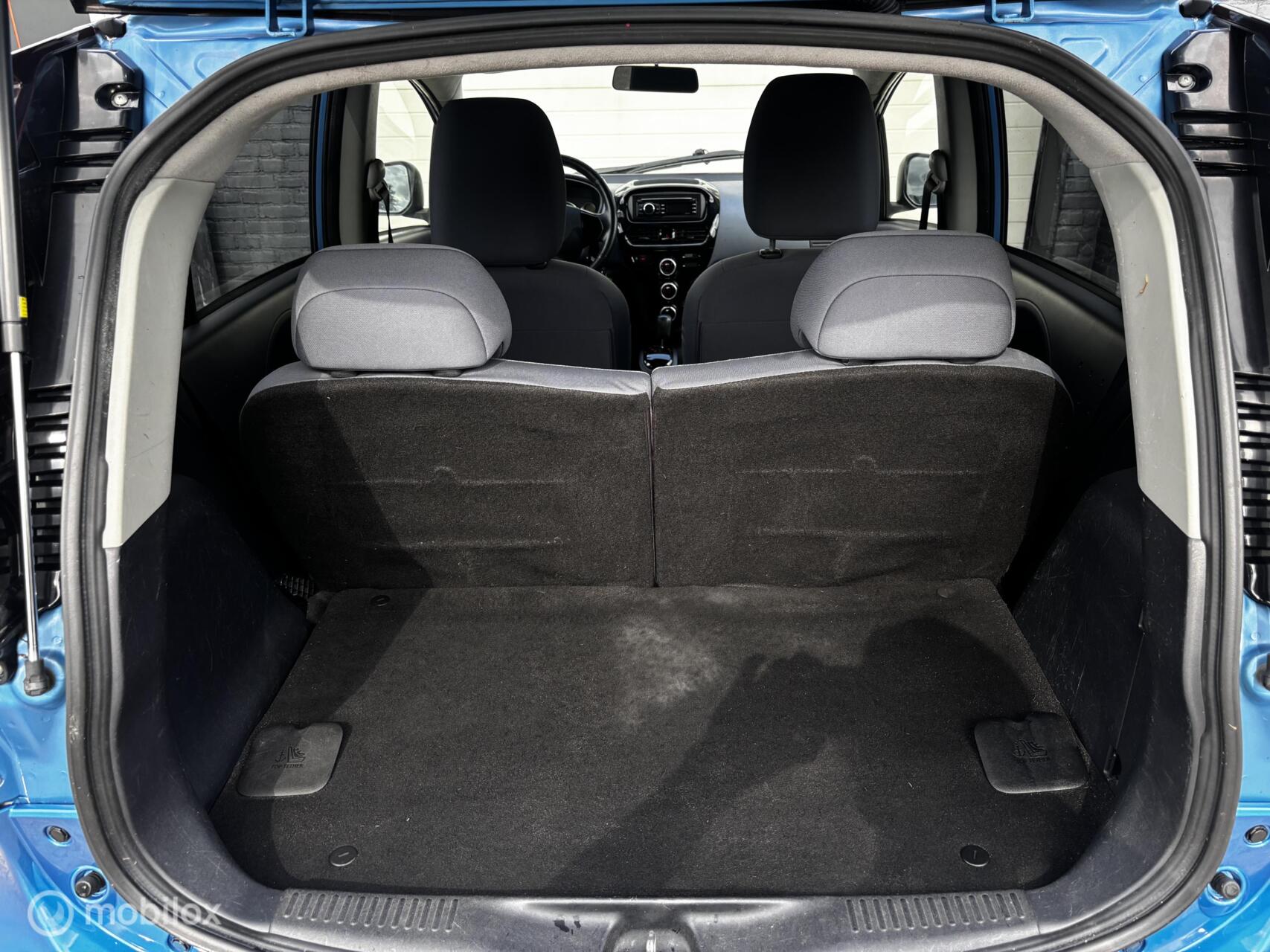 Foto van Peugeot Ion