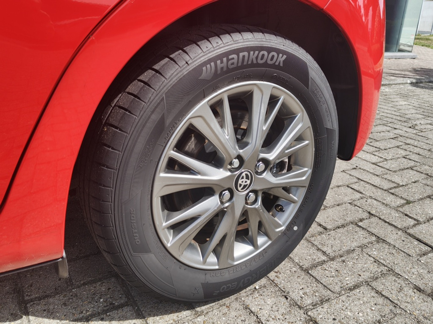 Foto van Toyota Toyota Yaris Hybrid