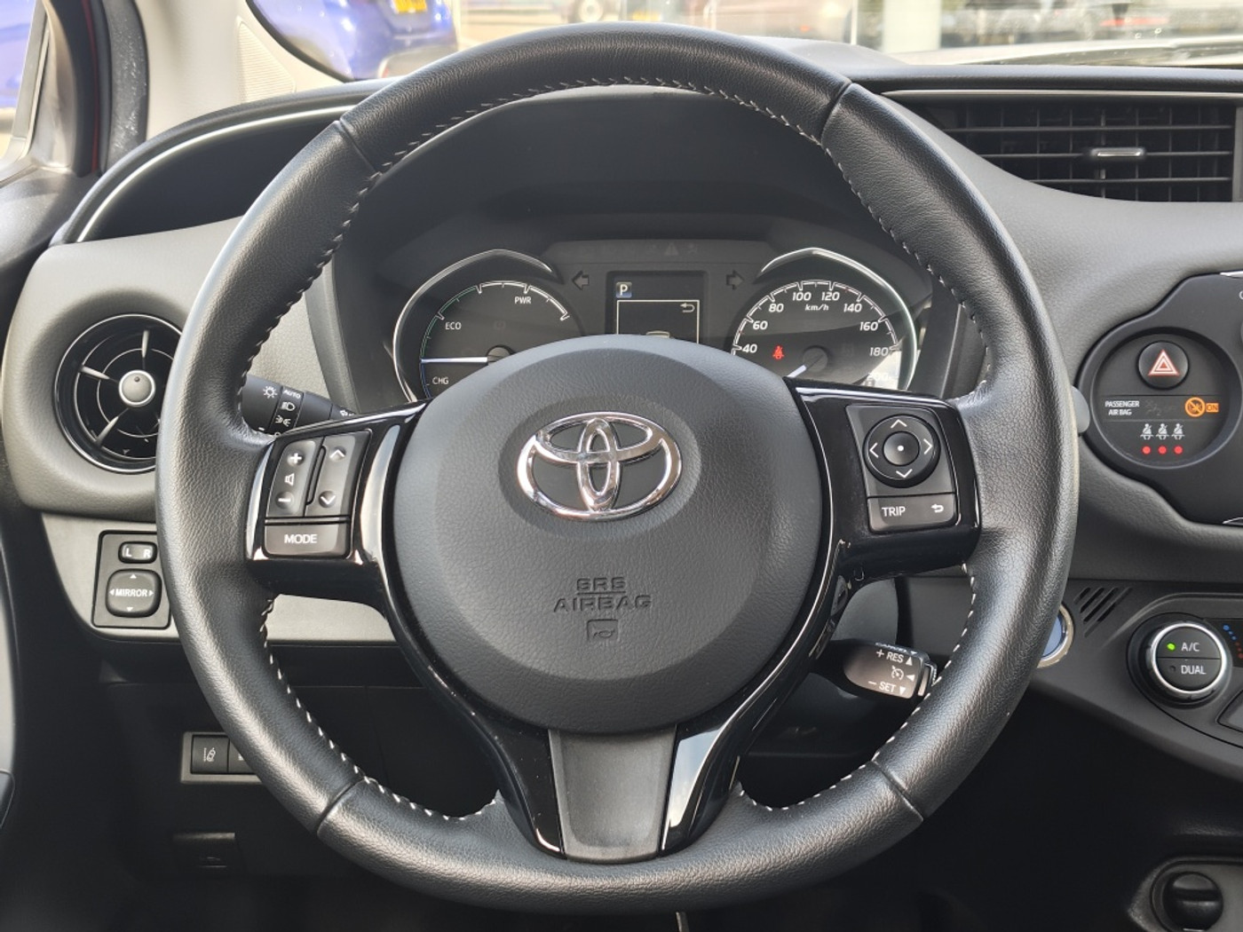 Foto van Toyota Toyota Yaris Hybrid