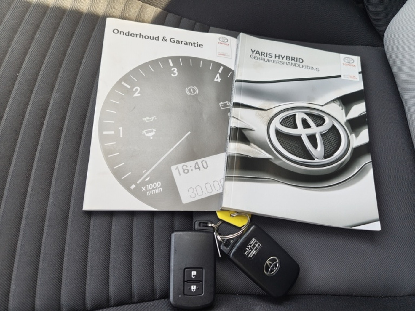 Foto van Toyota Toyota Yaris Hybrid