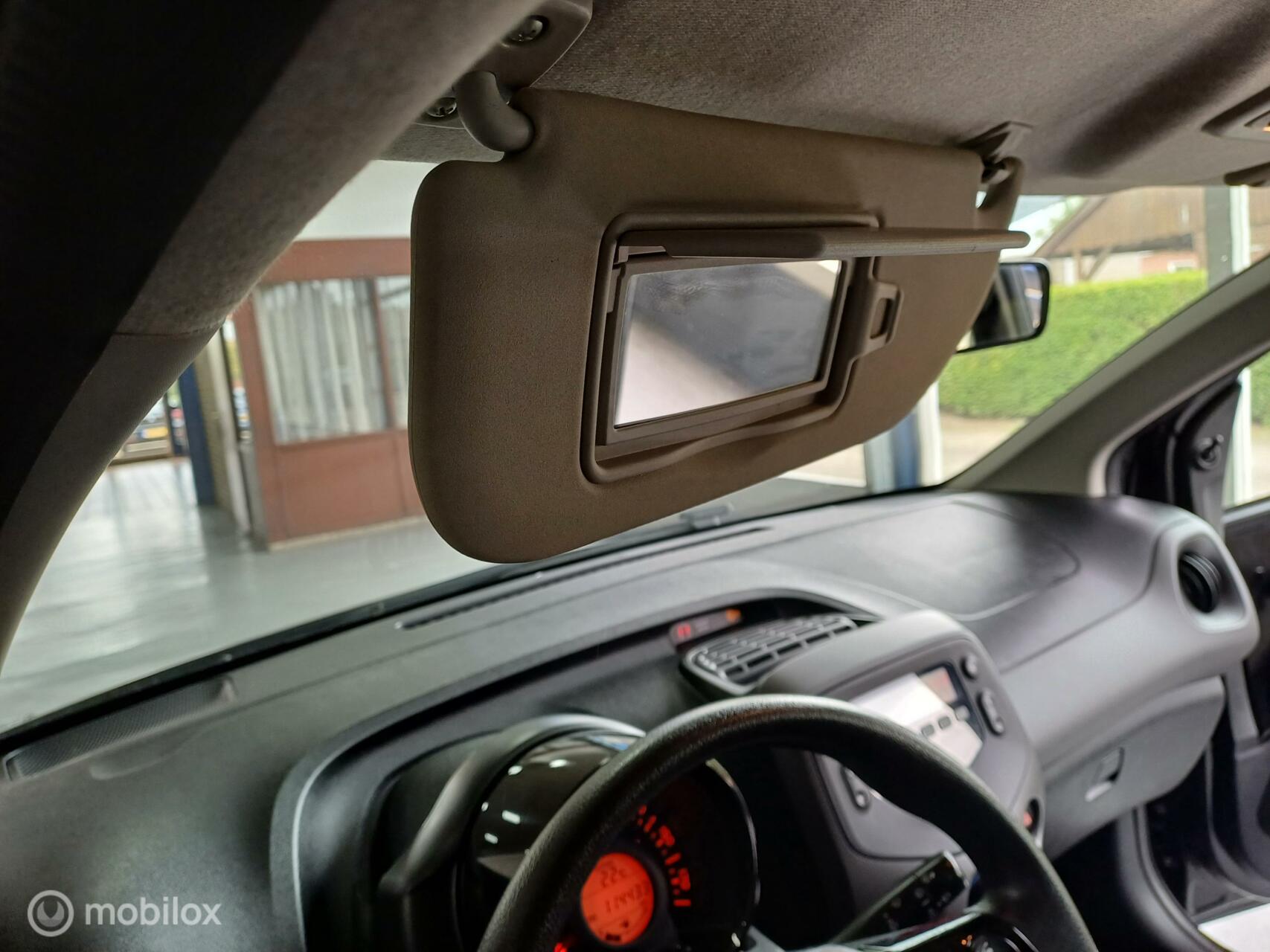 Foto van Peugeot 108