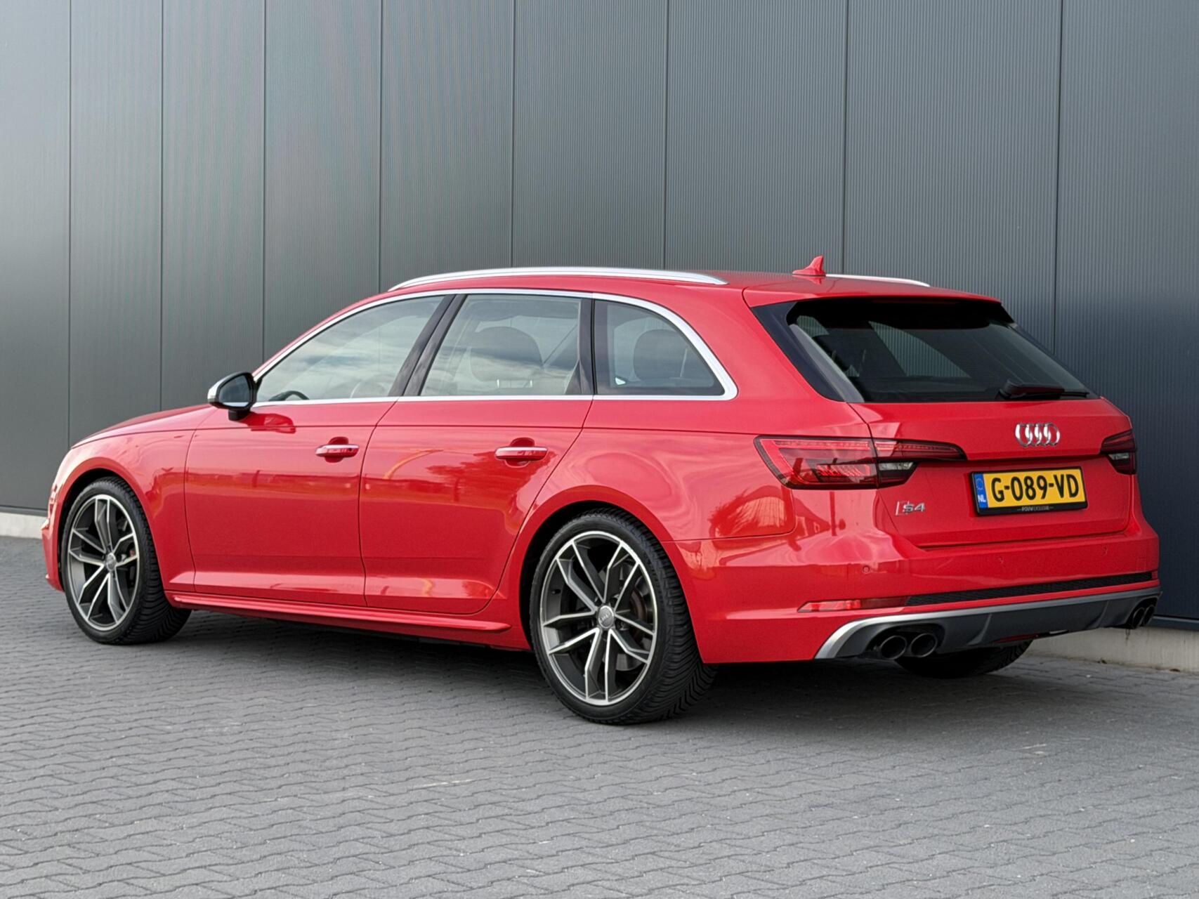 Foto van Audi S4 Avant