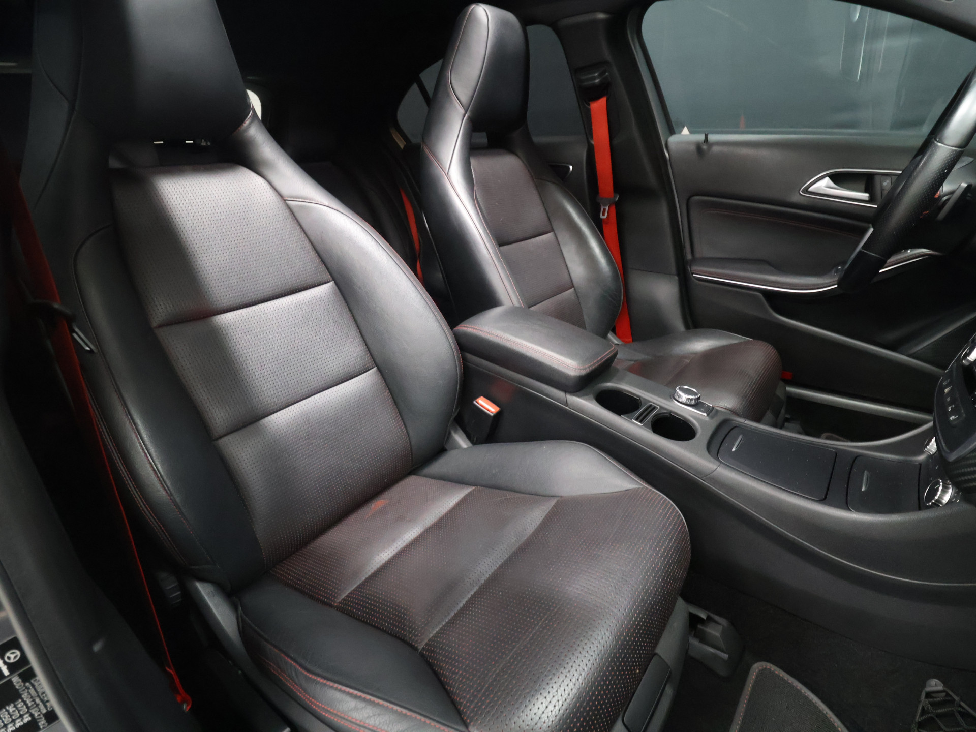 Foto van Mercedes-Benz A 250
