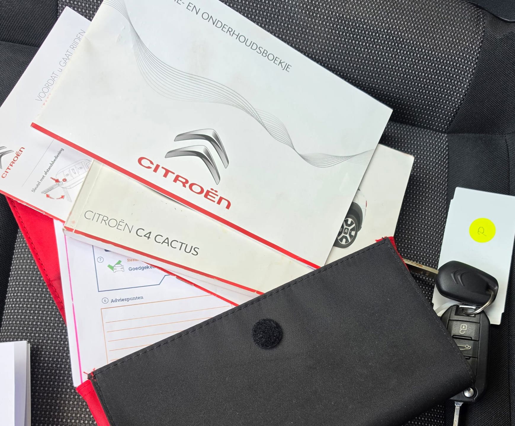 Foto van Citroen C4 Cactus