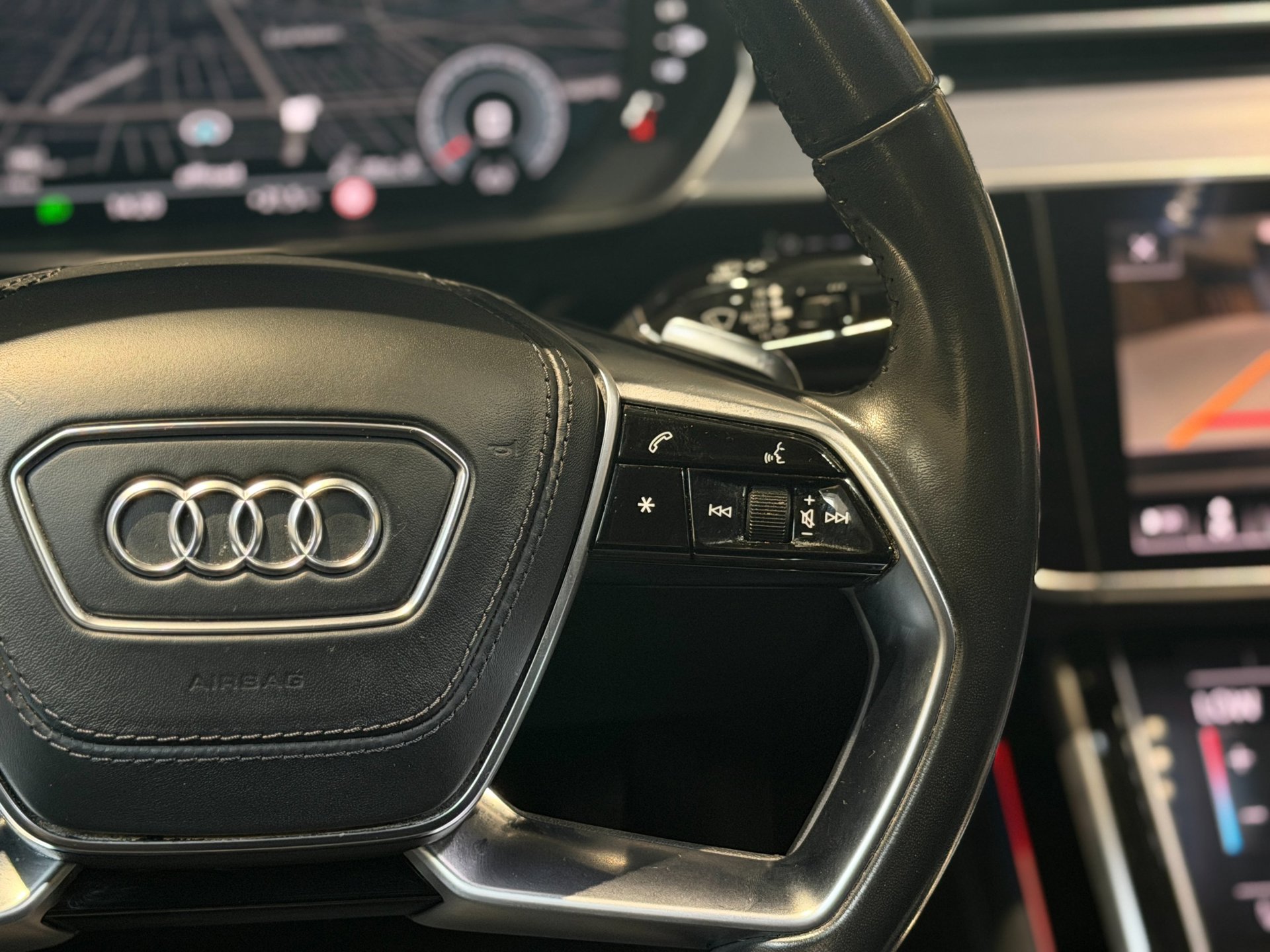 Foto van Audi A8
