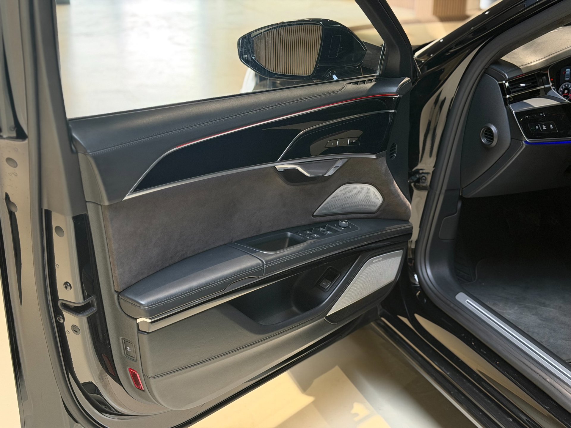 Foto van Audi A8