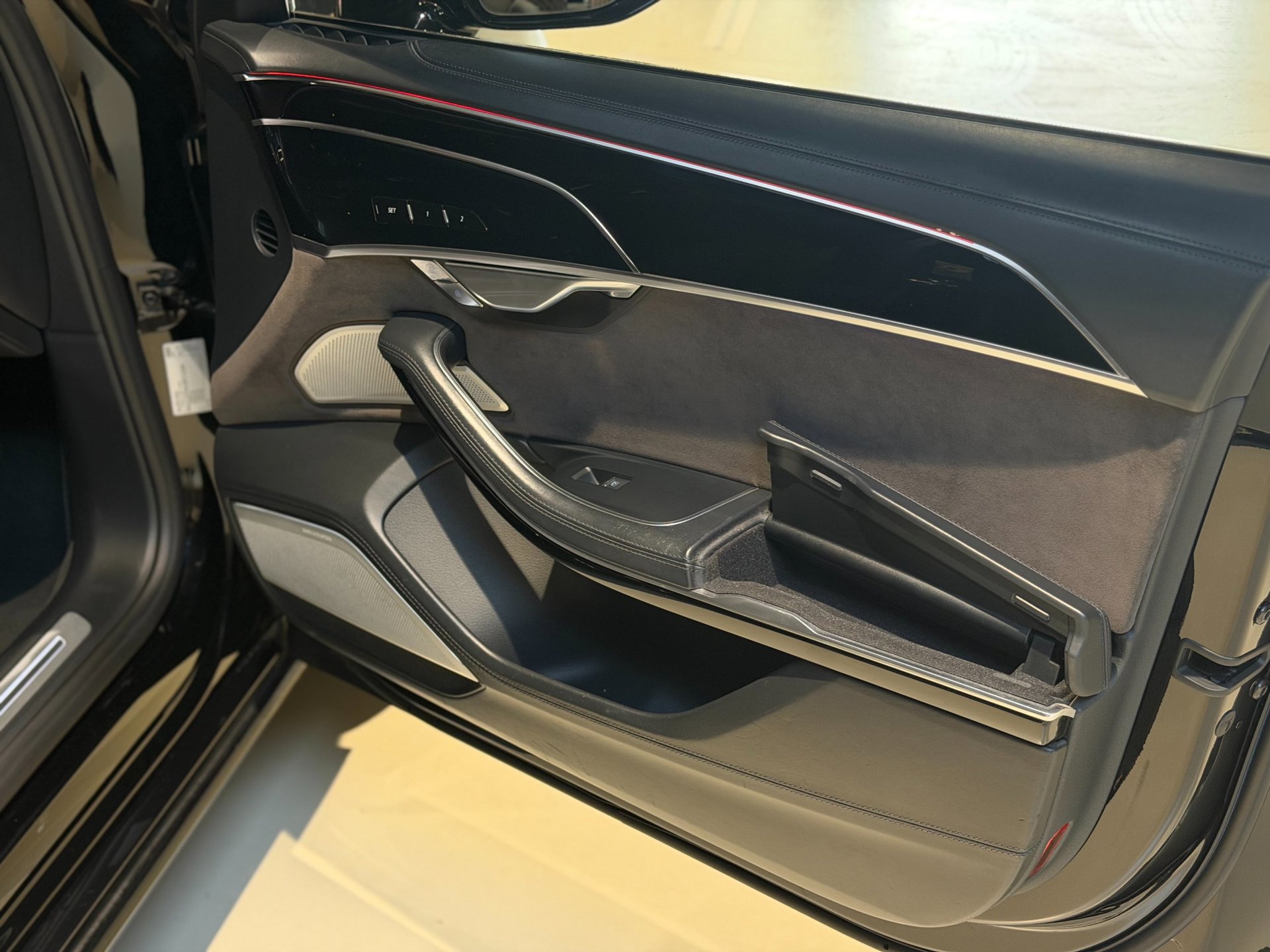 Foto van Audi A8