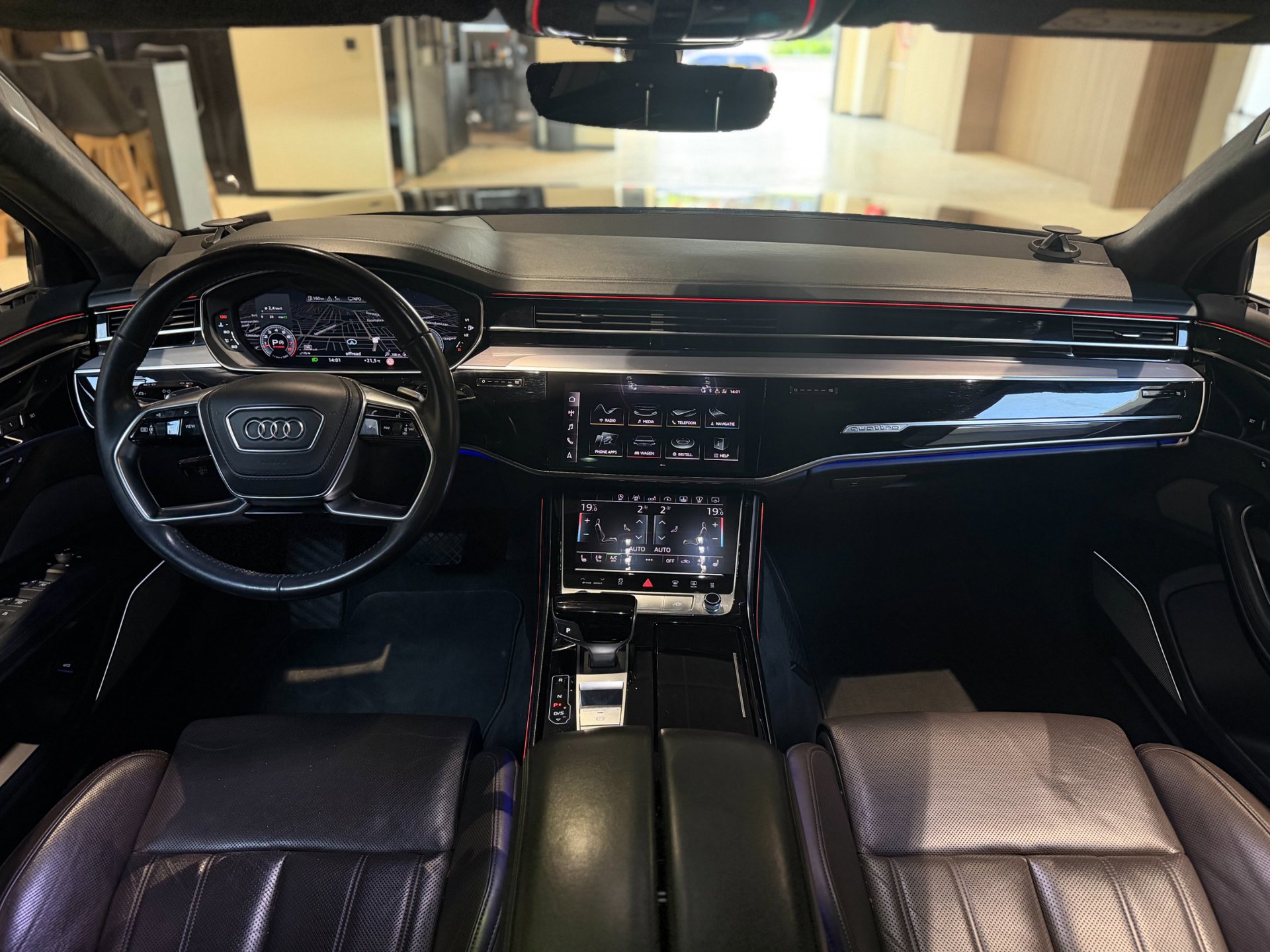 Foto van Audi A8