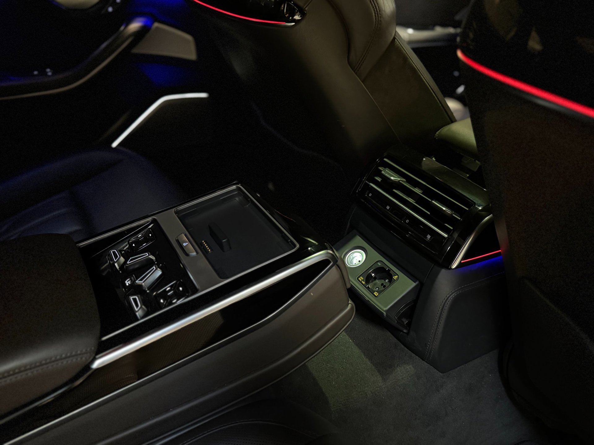 Foto van Audi A8